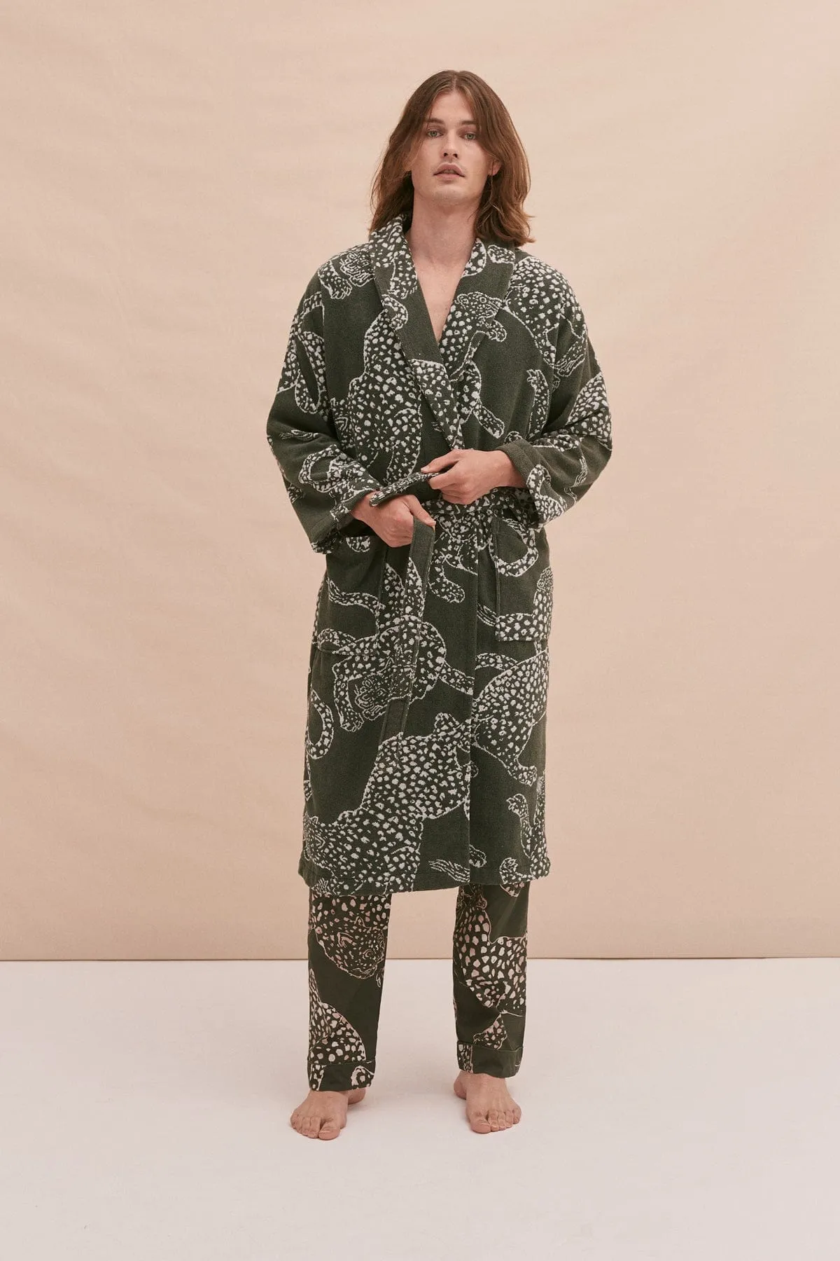 Unisex Towel Robe Jag Print Green sold by Desmond & Dempsey product image thumbnail 3