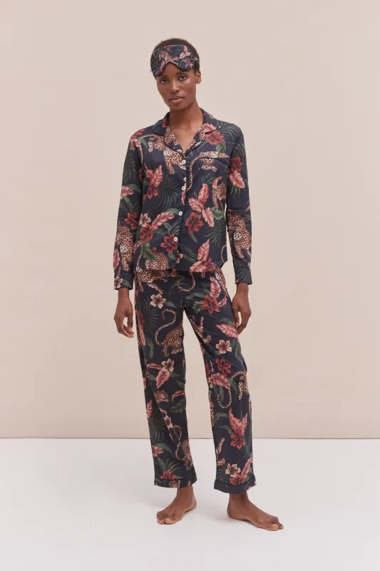 The Soleia Multi Sleep Tight Gift Set sold by Desmond & Dempsey