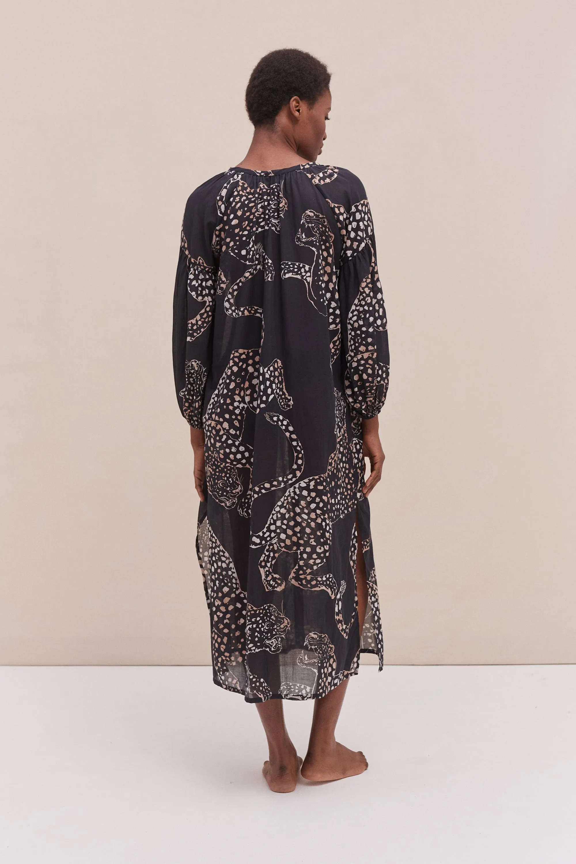 Blouson Sleeve Kaftan The Jag Print Navy sold by Desmond & Dempsey product image thumbnail 4
