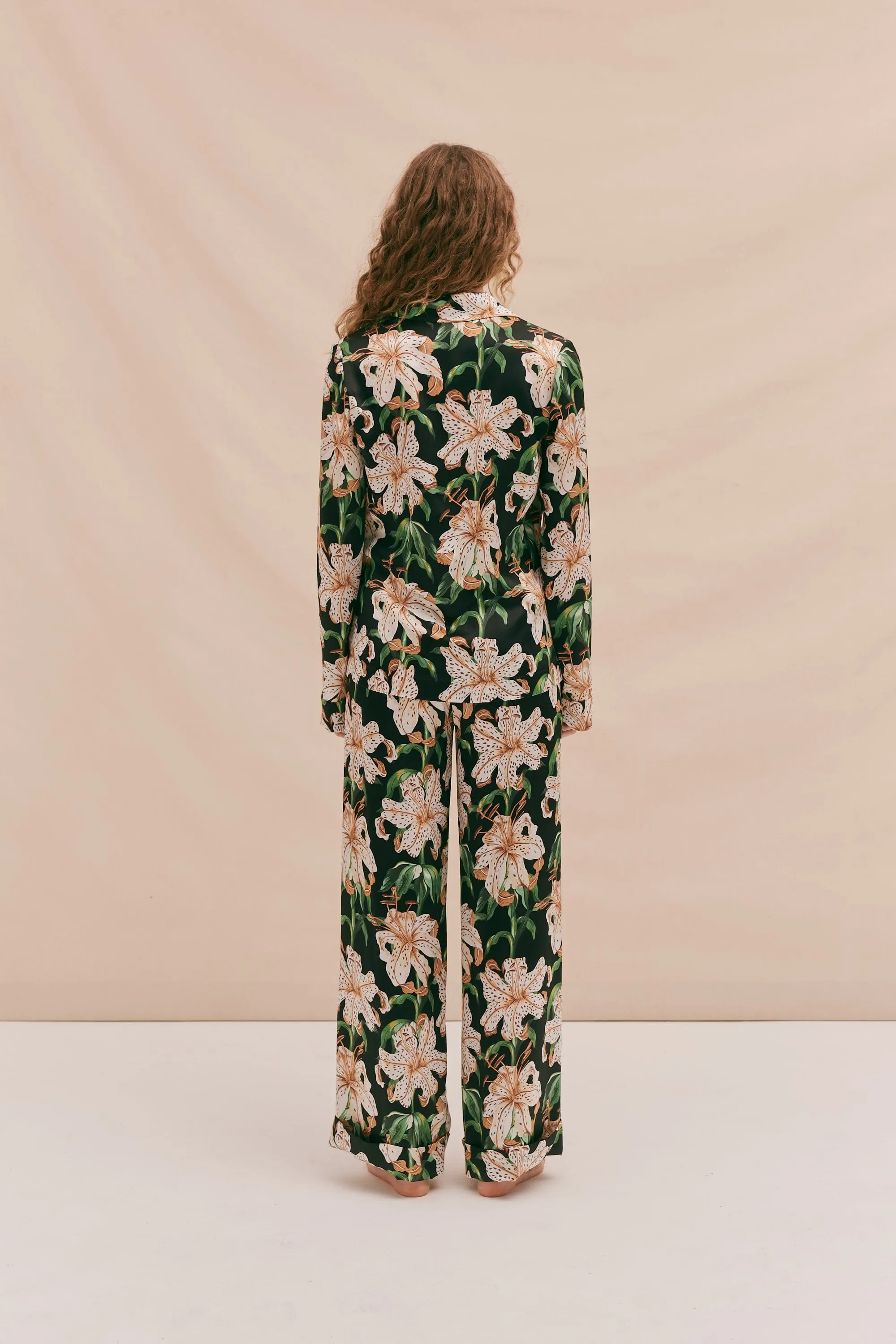 BV Silk Long Pyjama Set Lilium Print Black sold by Desmond & Dempsey product image thumbnail 5