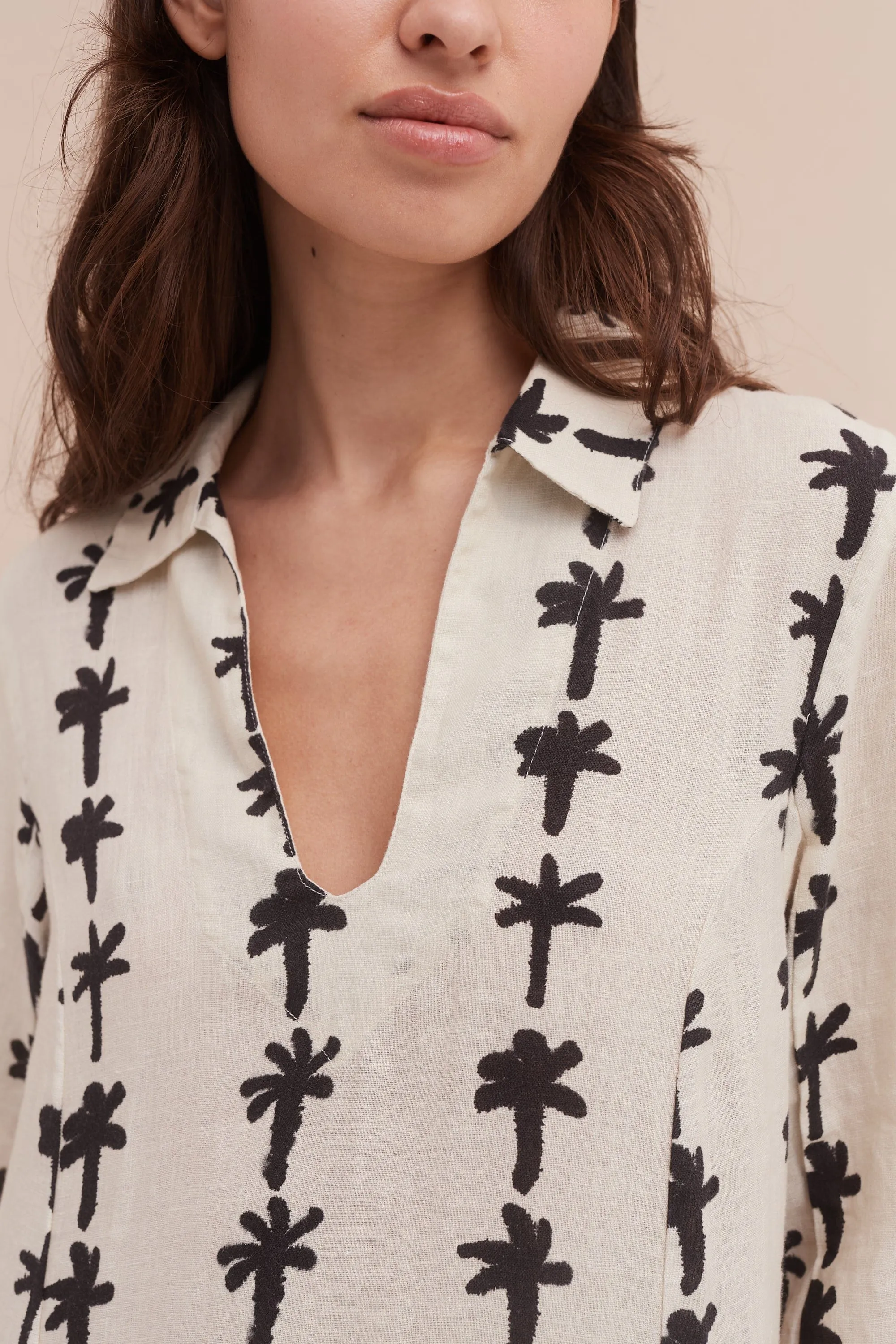 Kaftan Palm Stripe Print Cream Linen sold by Desmond & Dempsey product image thumbnail 2