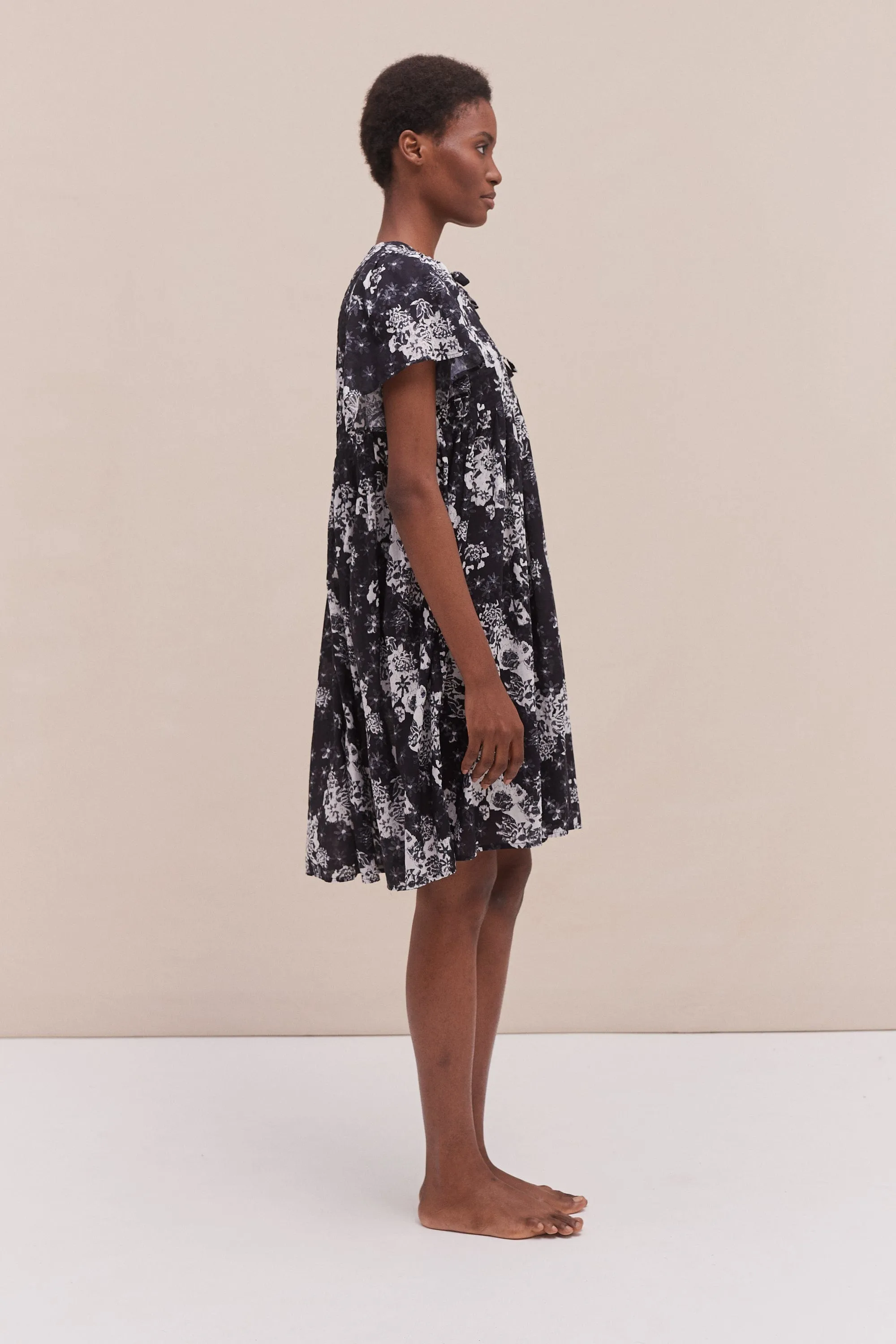 Pleated Nightie Flowers Of Time Print Black sold by Desmond & Dempsey product image thumbnail 3