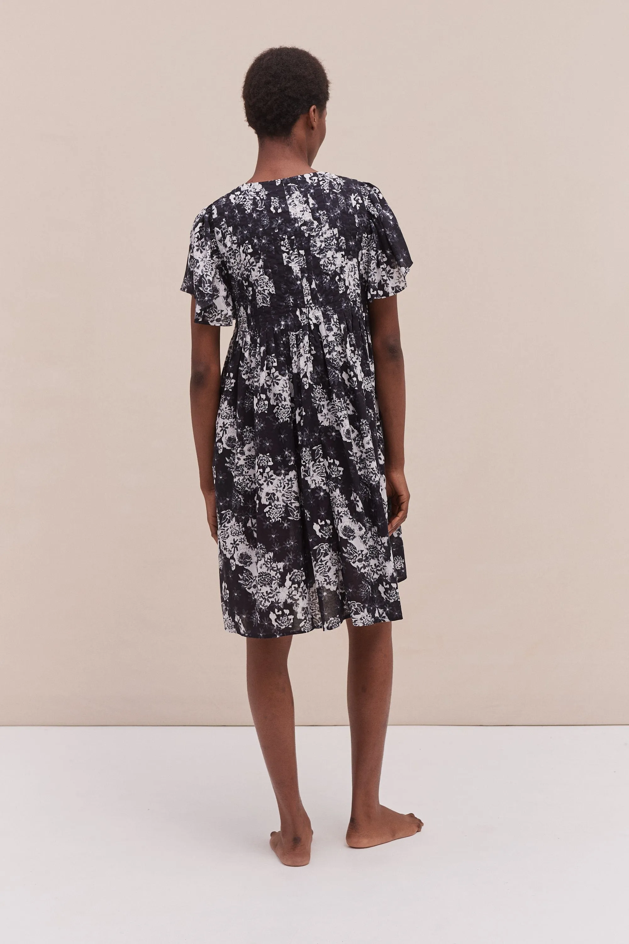 Pleated Nightie Flowers Of Time Print Black sold by Desmond & Dempsey product image thumbnail 4