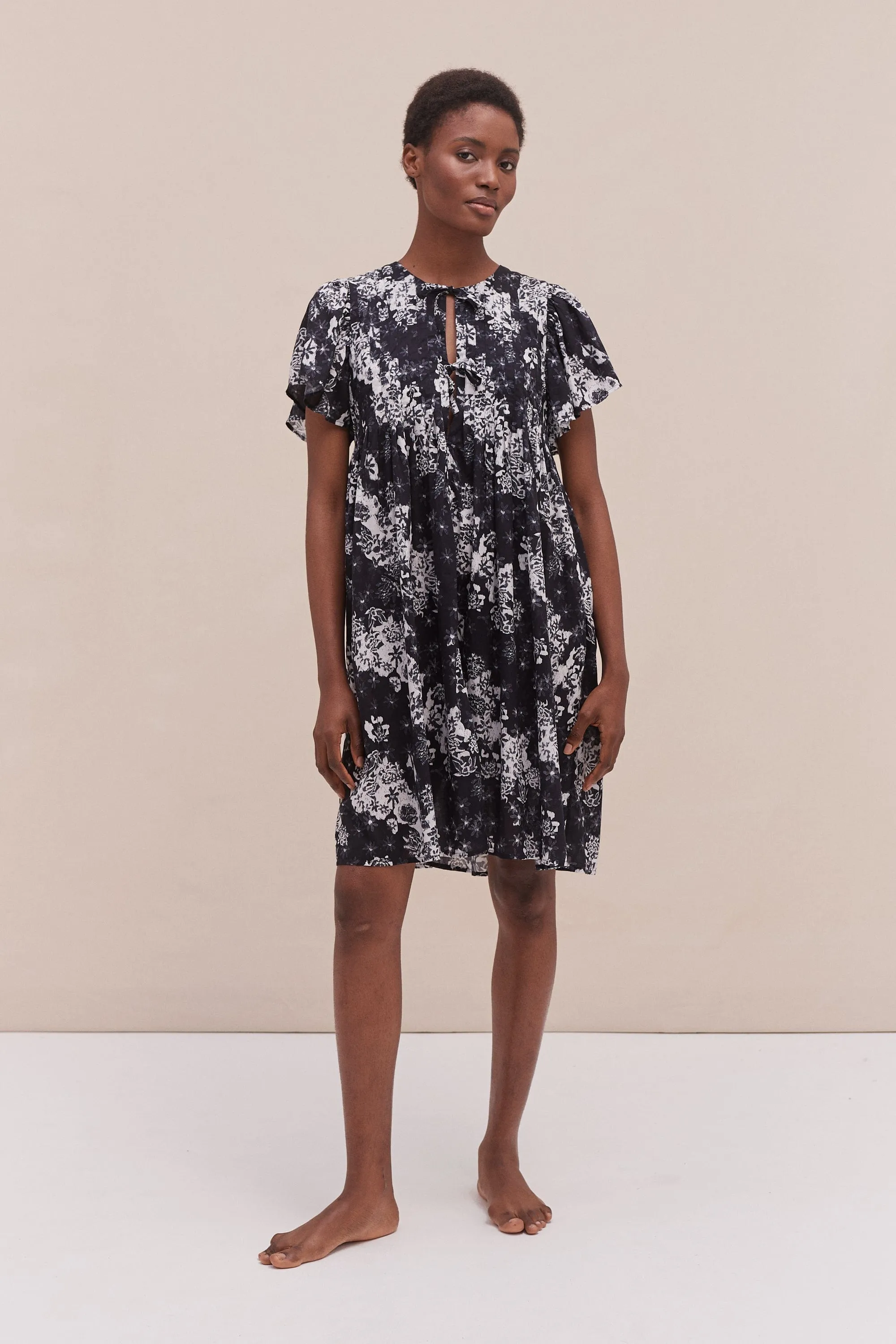 Pleated Nightie Flowers Of Time Print Black sold by Desmond & Dempsey product image thumbnail 2