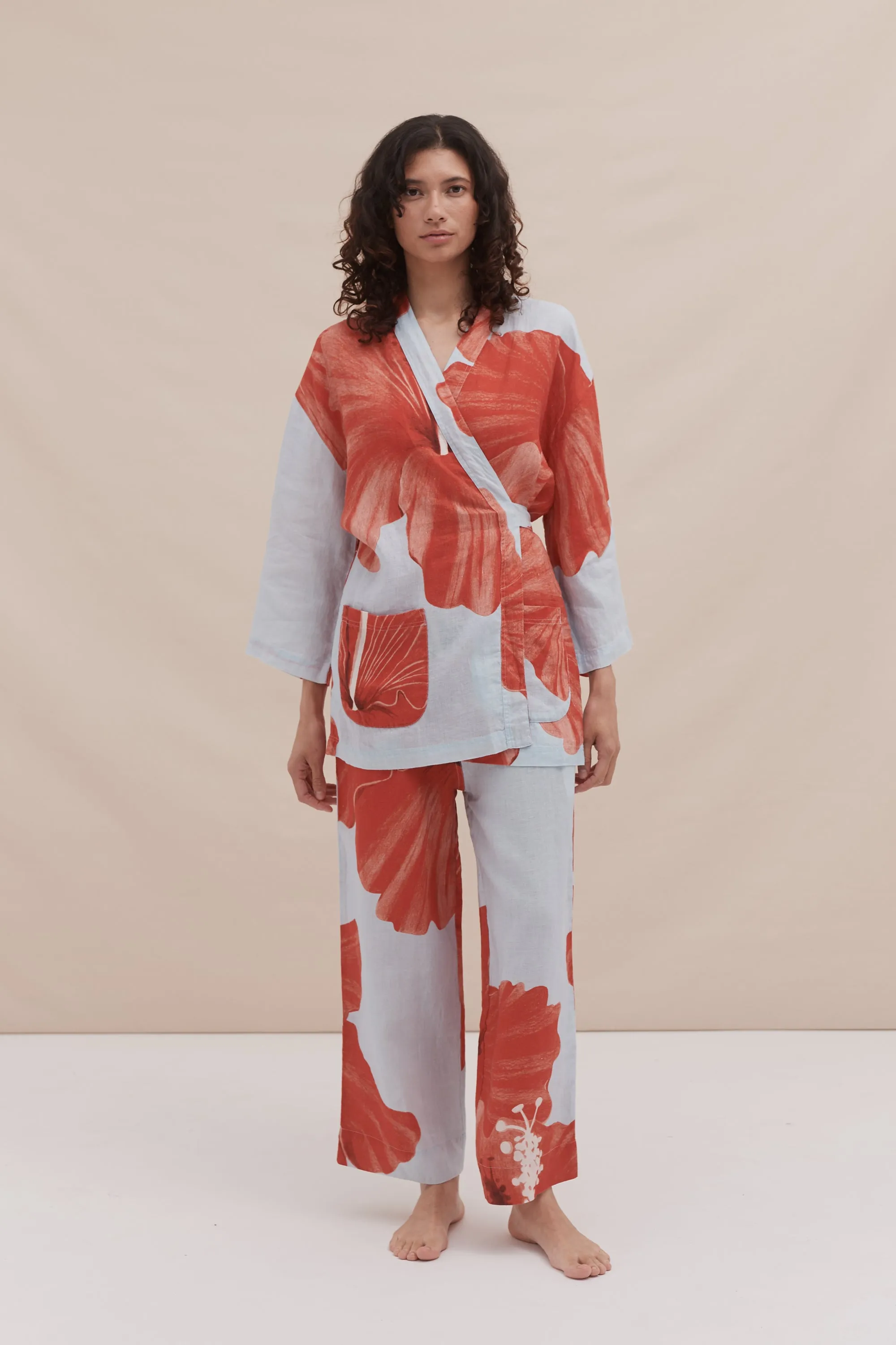 Wrap Set Grand Hibiscus Print Blue/Red Linen sold by Desmond & Dempsey