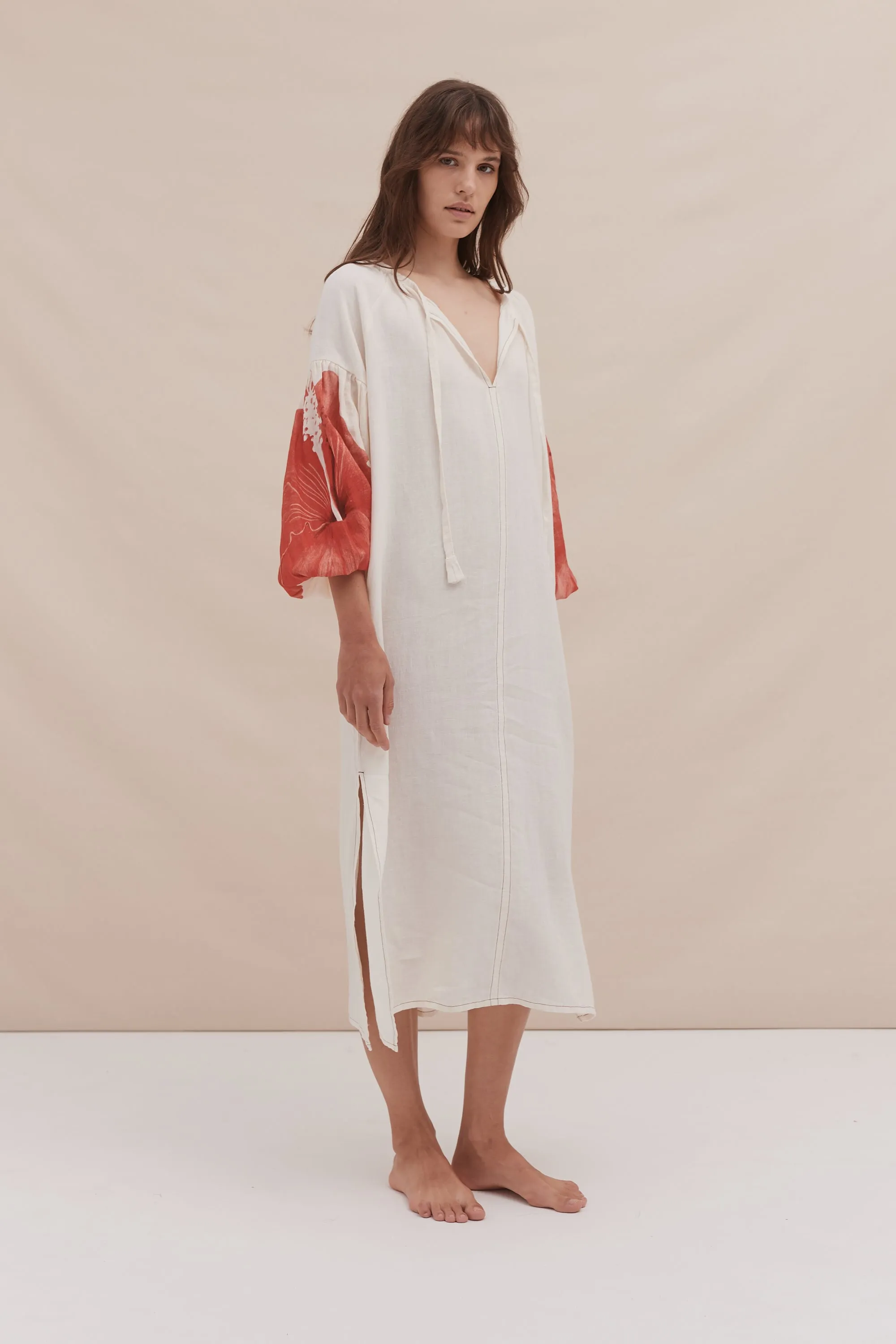 Blouson Sleeve Kaftan Grand Hibiscus Print Cream/Red Linen sold by Desmond & Dempsey product image thumbnail 5