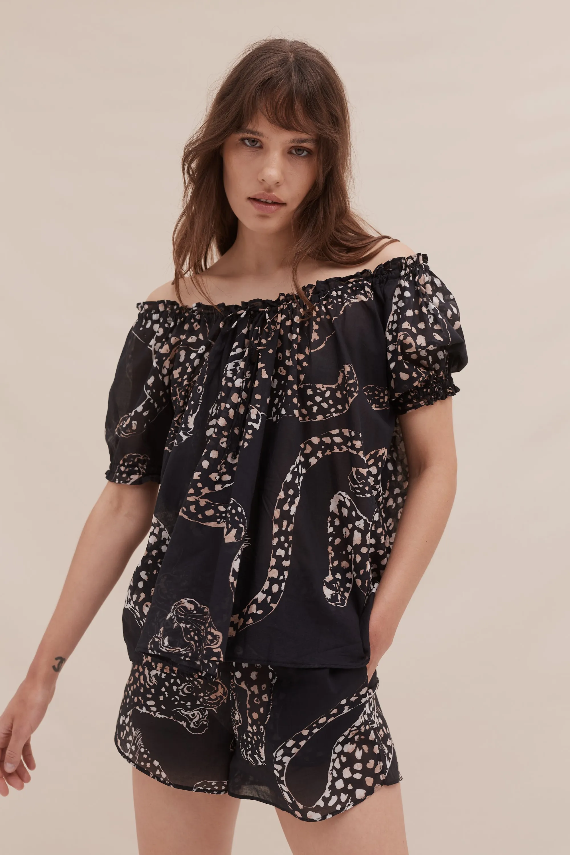 Light & Easy Short Set The Jag Print Navy sold by Desmond & Dempsey product image thumbnail 5