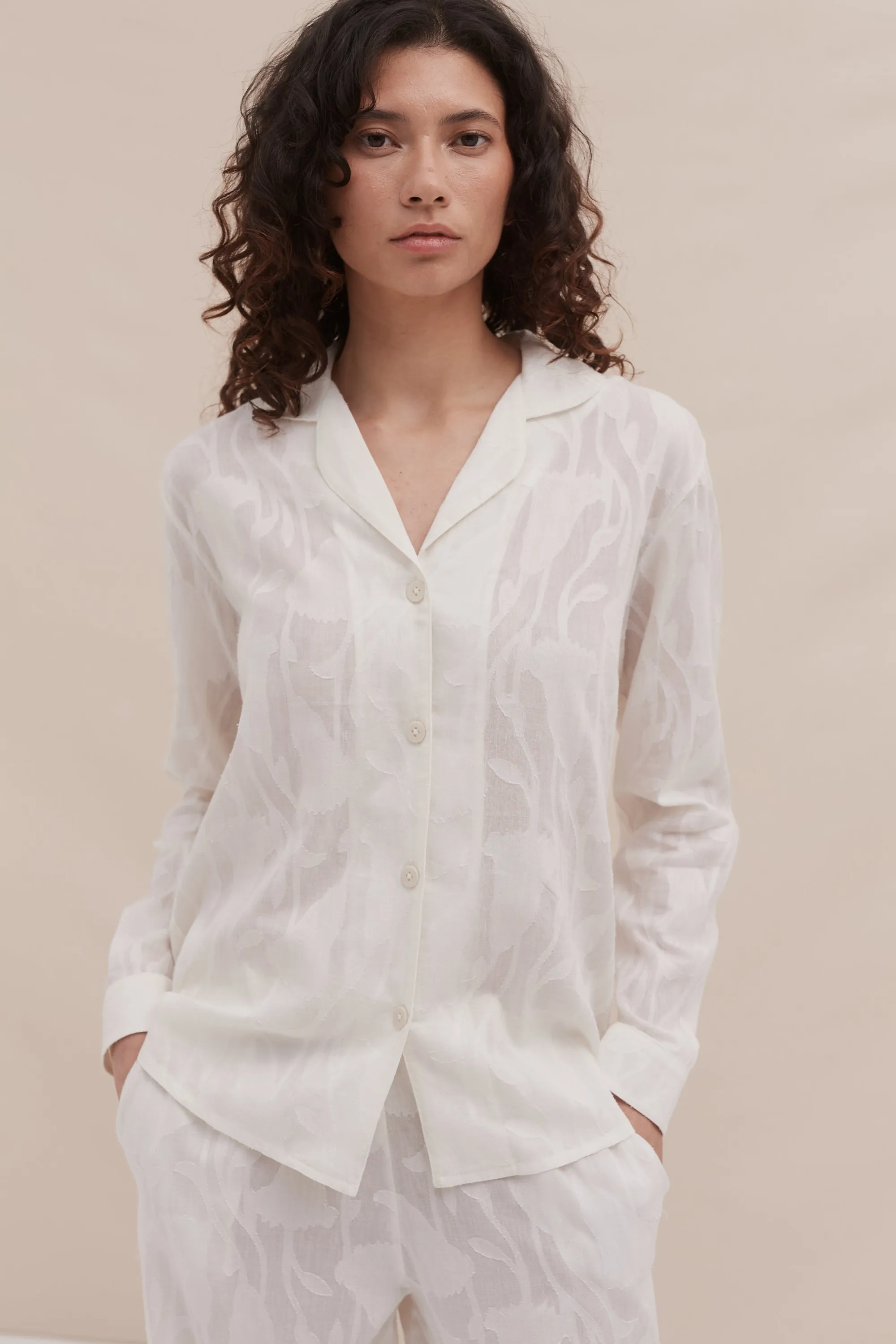 Long Pyjama Set Jacquard Floral White sold by Desmond & Dempsey product image thumbnail 2