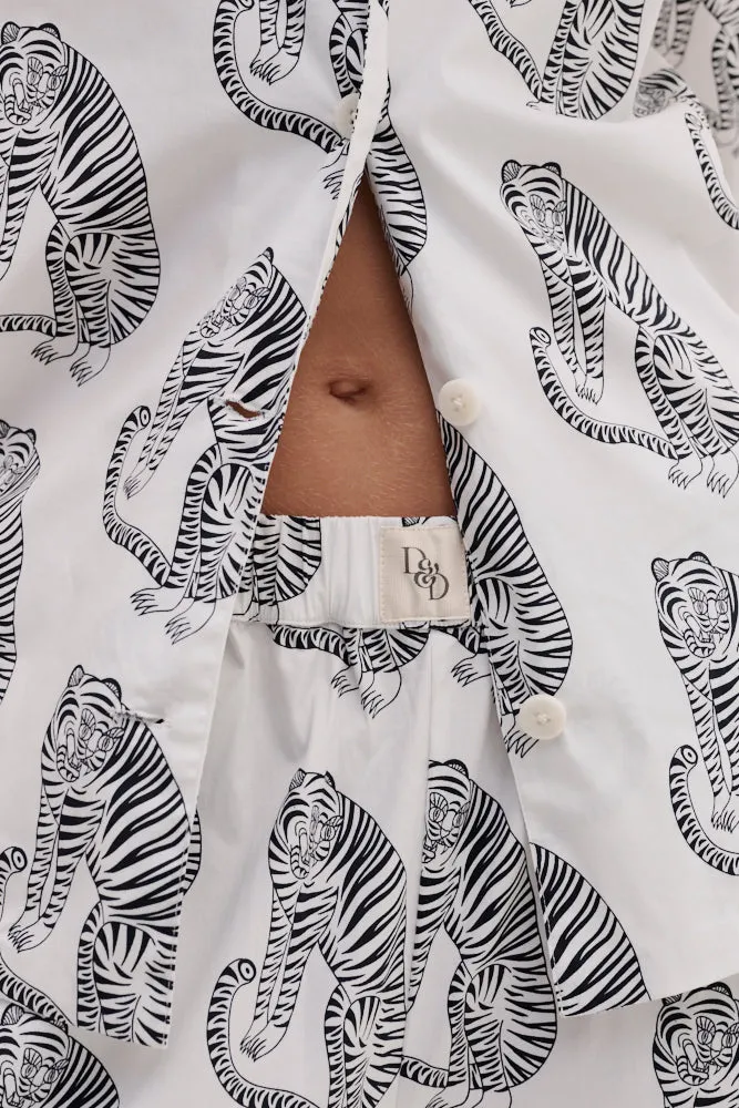 402 Long Pyjama Set Sansindo White/Black sold by Desmond & Dempsey product image thumbnail 2