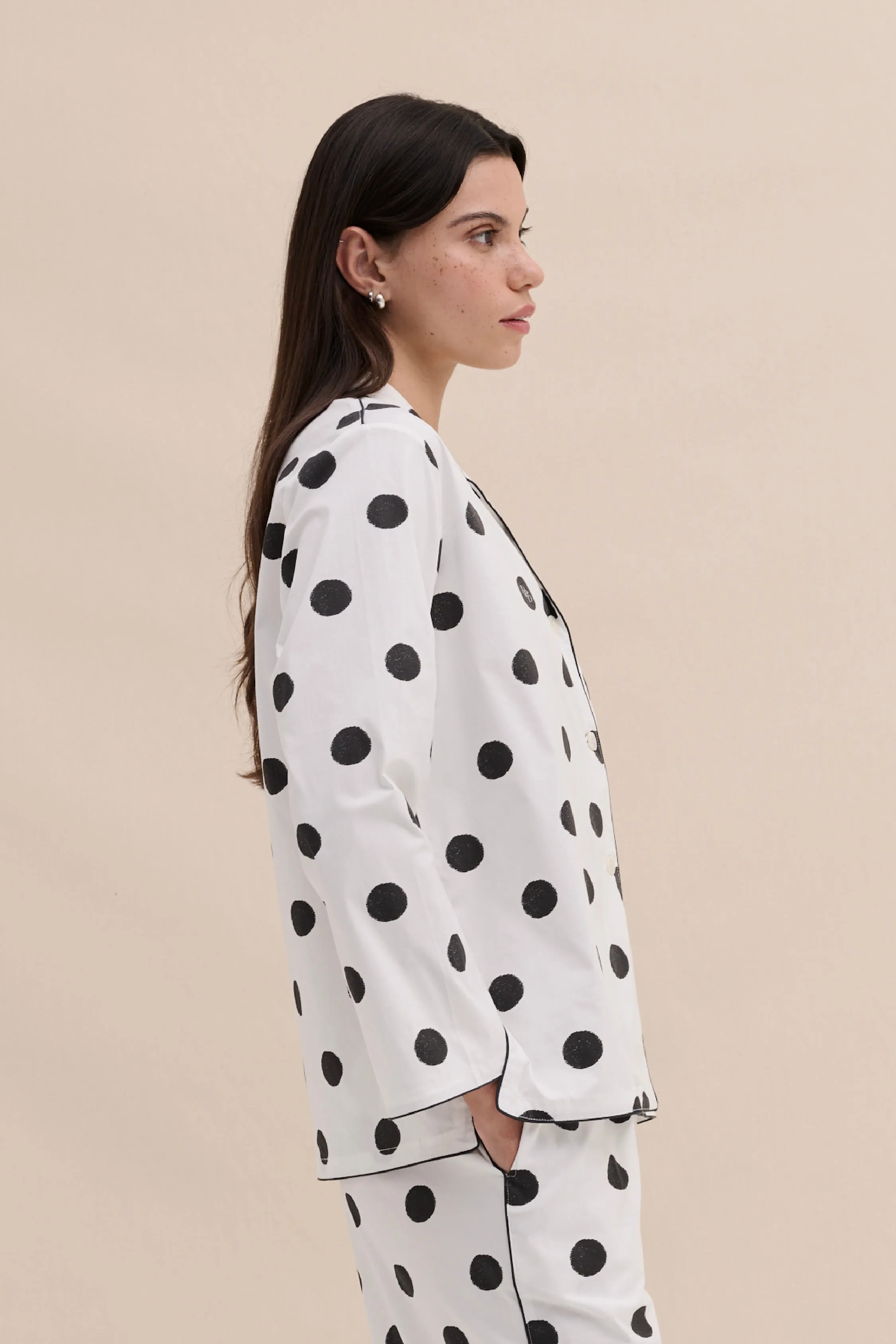 402 Shirt Dot White/Black sold by Desmond & Dempsey product image thumbnail 3