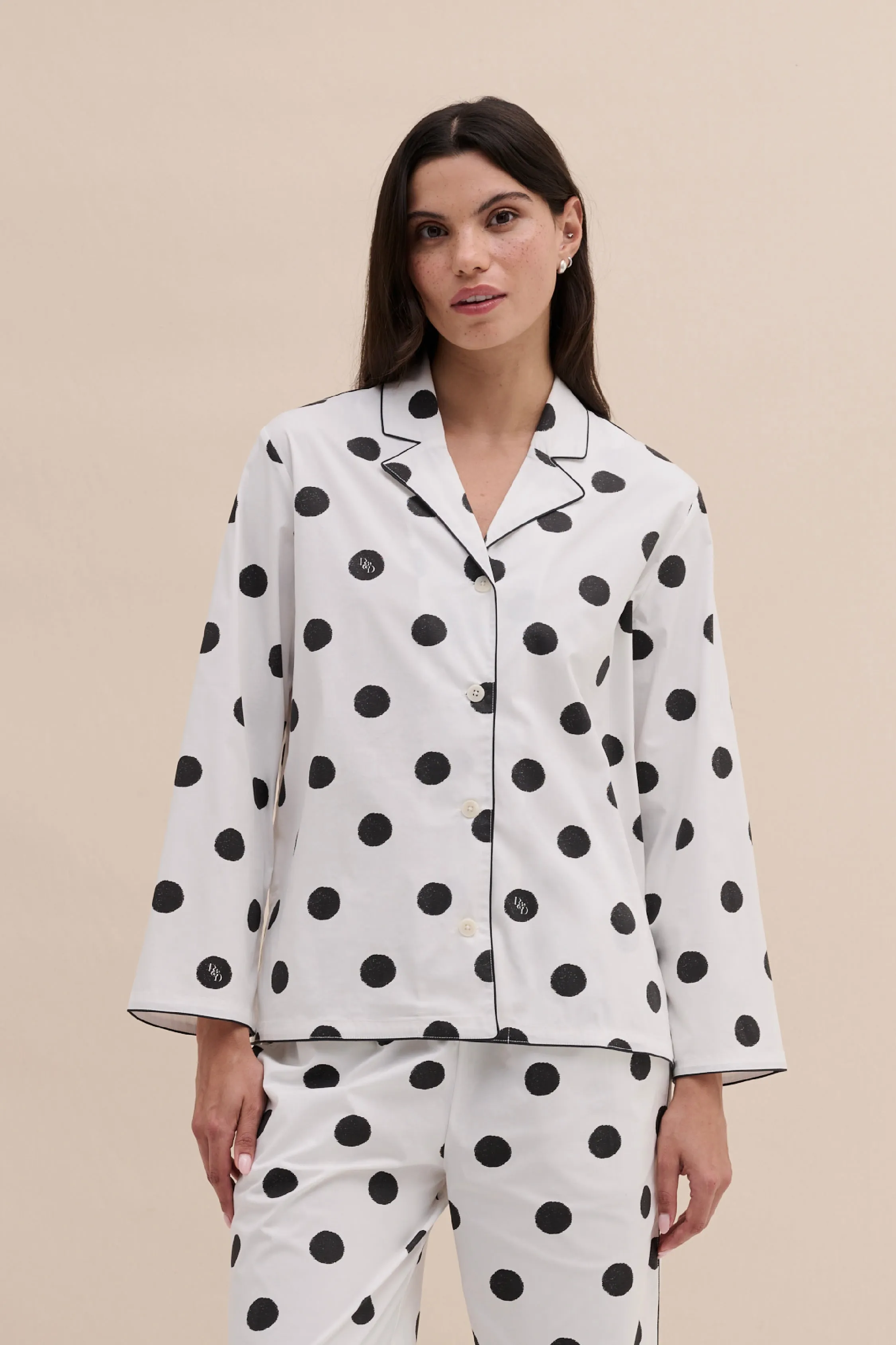 402 Shirt Dot White/Black sold by Desmond & Dempsey