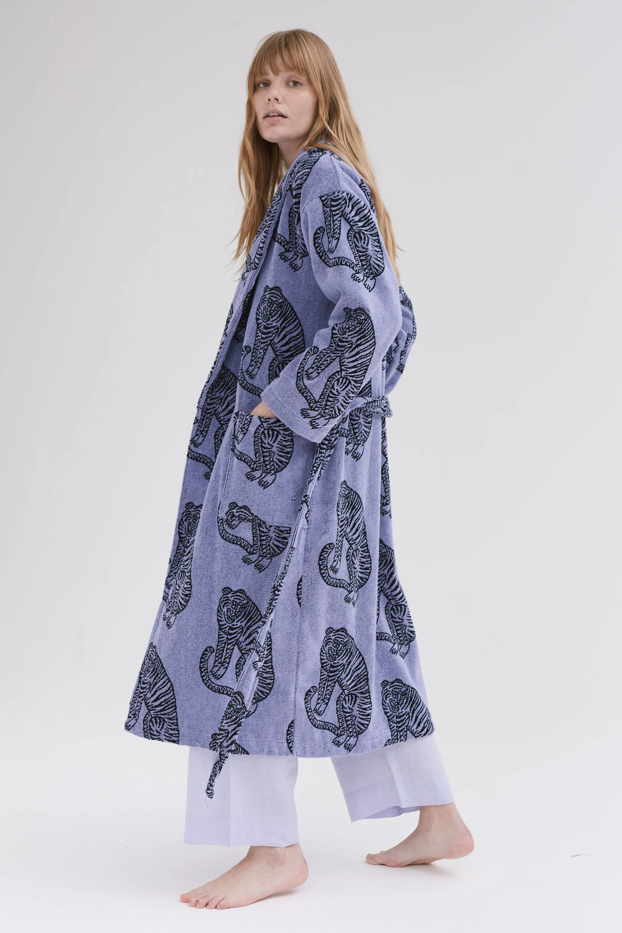 Unisex Towel Robe Sansindo Lavender/Black sold by Desmond & Dempsey