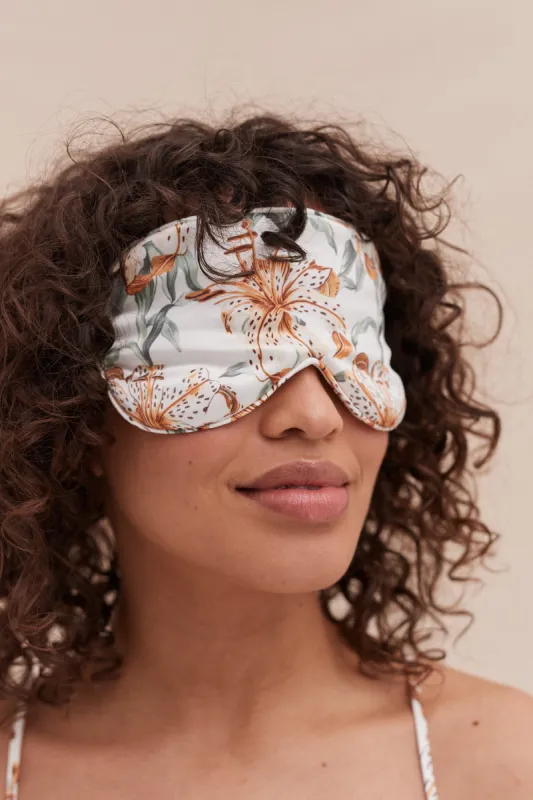 Silk Eye Mask Lilium Cream sold by Desmond & Dempsey