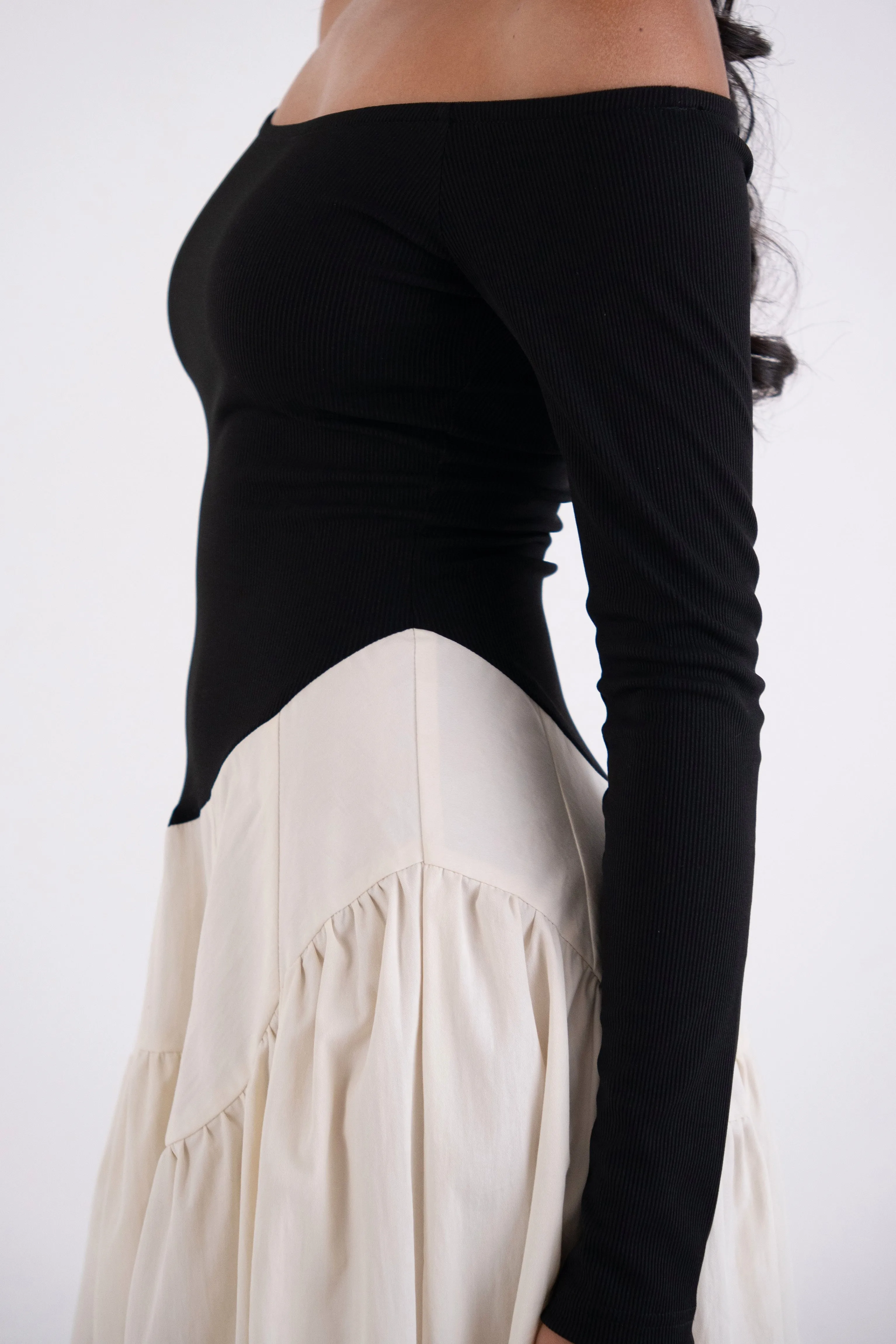 Nancy Monochrome Rich Cotton Off-Shoulder Maxi Dress sold by AMYLYNN product image thumbnail 3