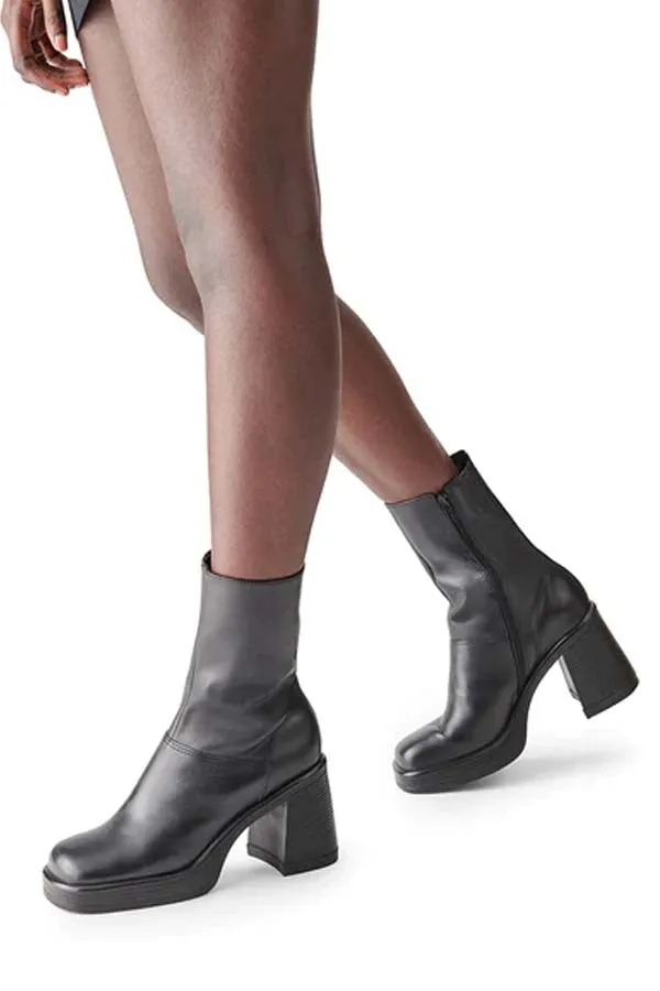 Steve Madden Fantsie Boots sold by BK's Brand Name product image thumbnail 2