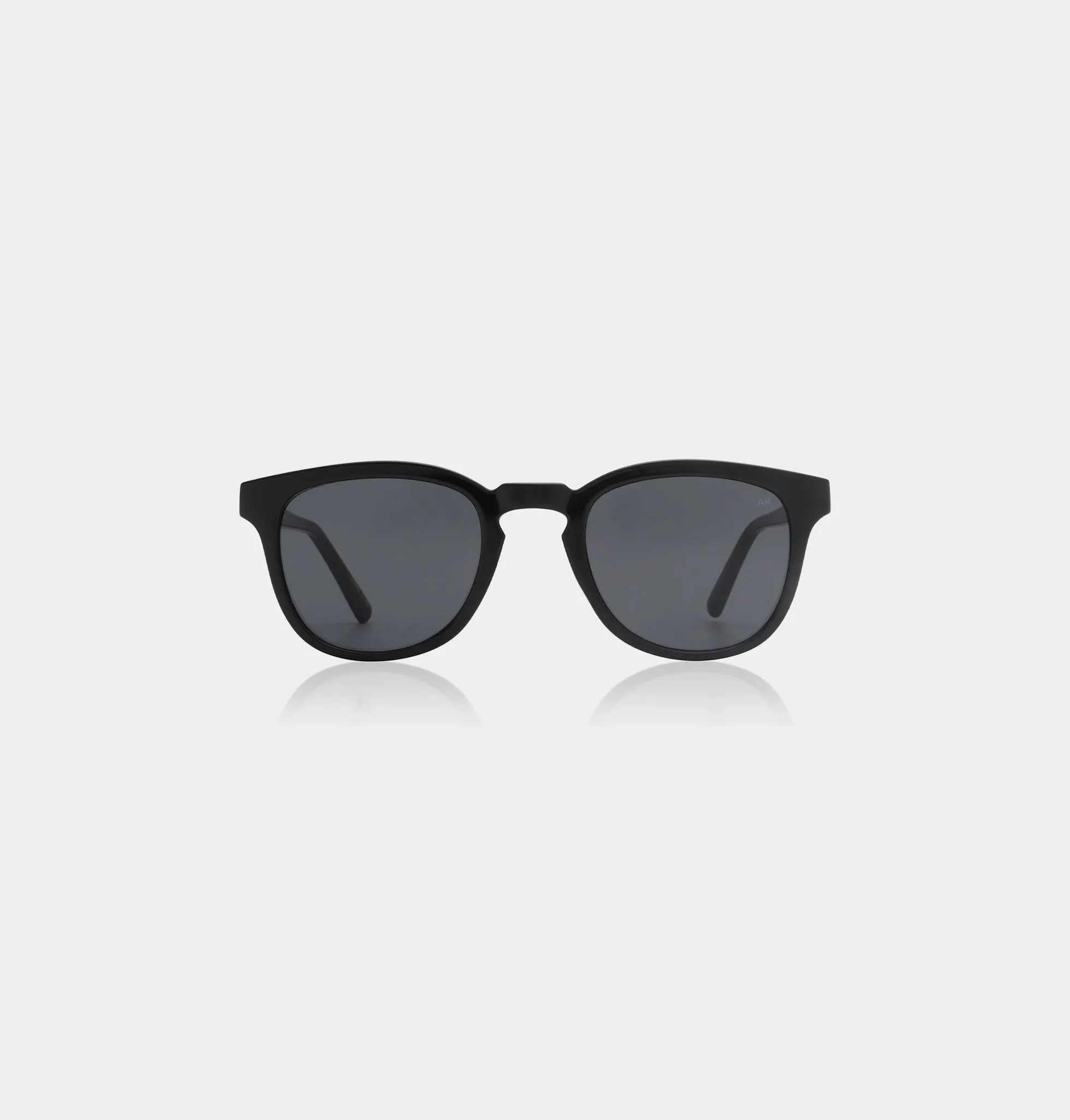 Bate - Black sold by A.kjaerbede