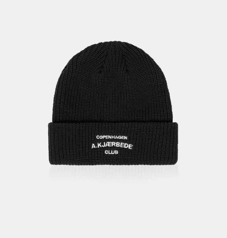 Club Beanie - Black made by A.kjaerbede