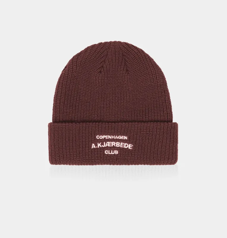 Club Beanie - Burgundy made by A.kjaerbede