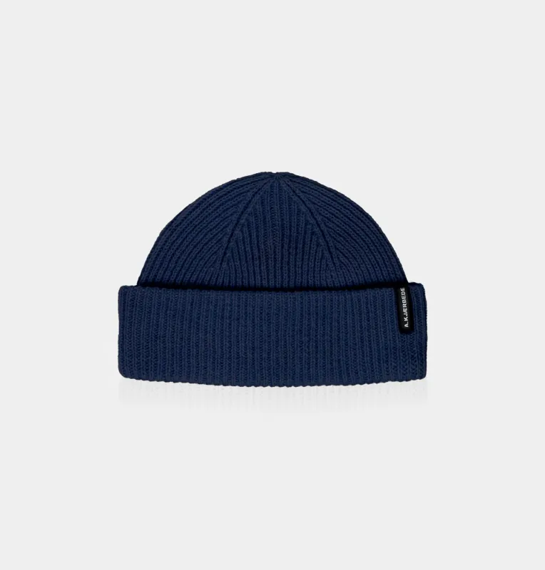 Logo Beanie - Navy made by A.kjaerbede