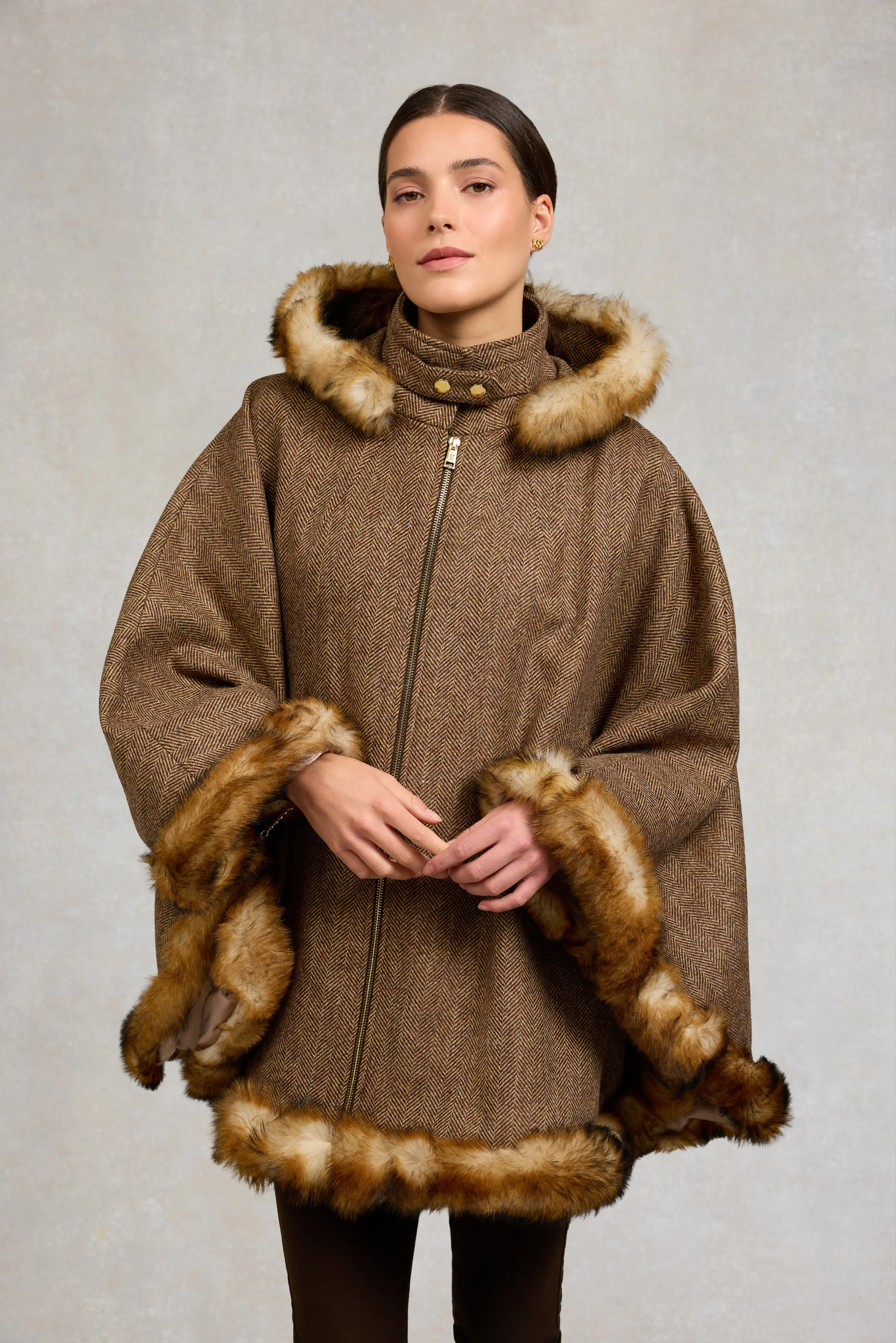 Kensington Gold Label Cape (Large Scale Brown Herringbone) sold by Holland Cooper product image thumbnail 2