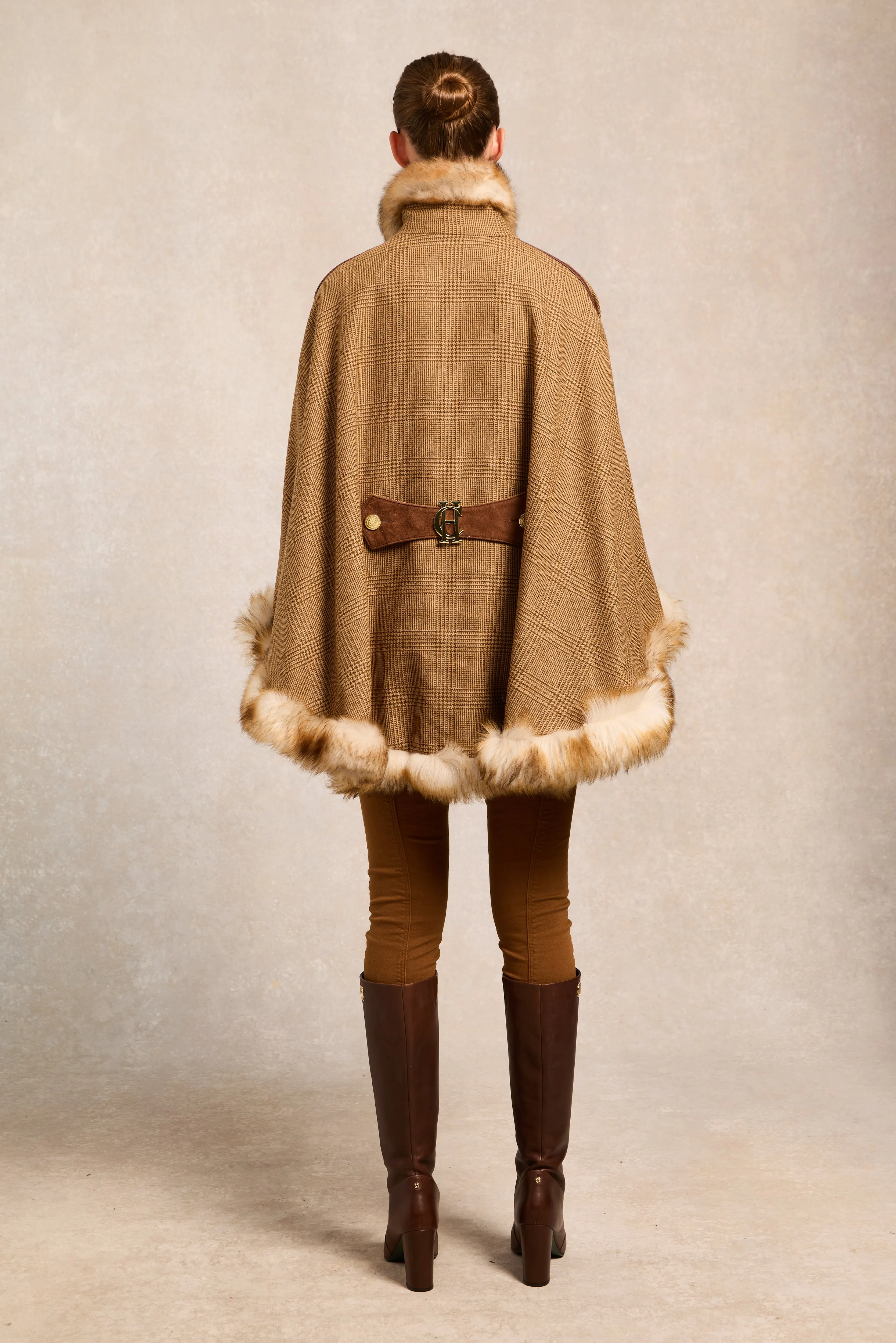 Gold Label Chiltern Cape (Tawny) sold by Holland Cooper product image thumbnail 5