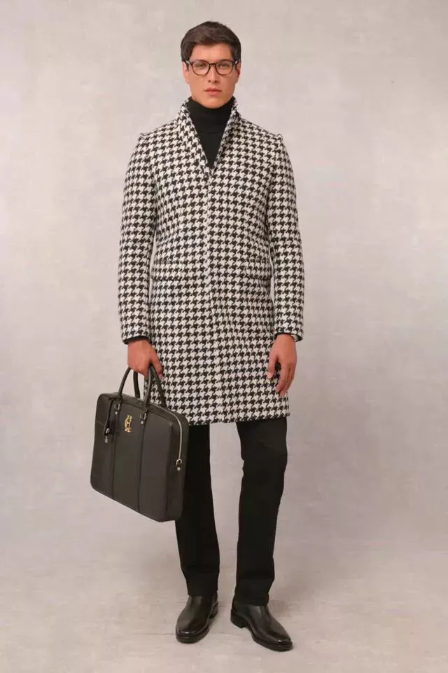 The Cheltenham Coat (Large Scale Houndstooth) sold by Holland Cooper product image thumbnail 5