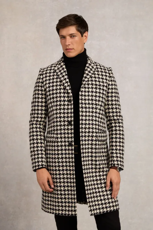 The Cheltenham Coat (Large Scale Houndstooth) made by Holland Cooper