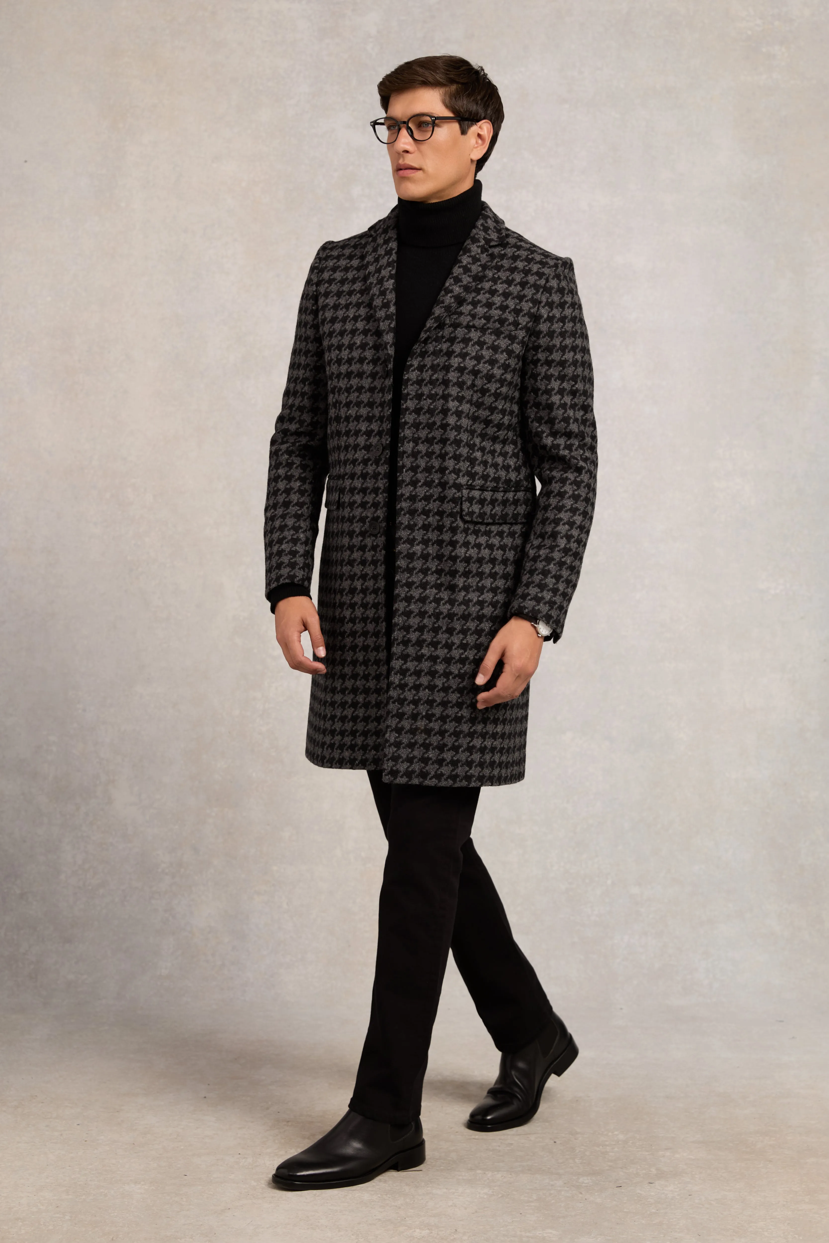 The Cheltenham Coat (Large Scale Charcoal Houndstooth) sold by Holland Cooper product image thumbnail 3