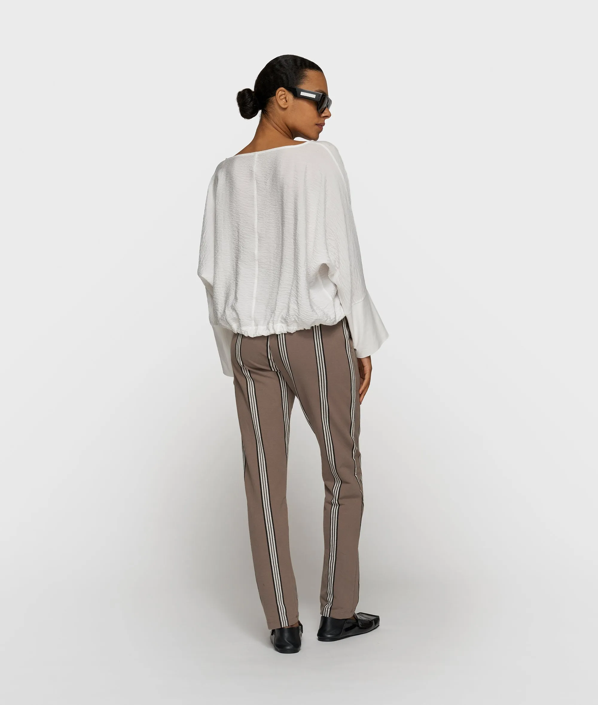 batwing top | ecru sold by 10days product image thumbnail 4