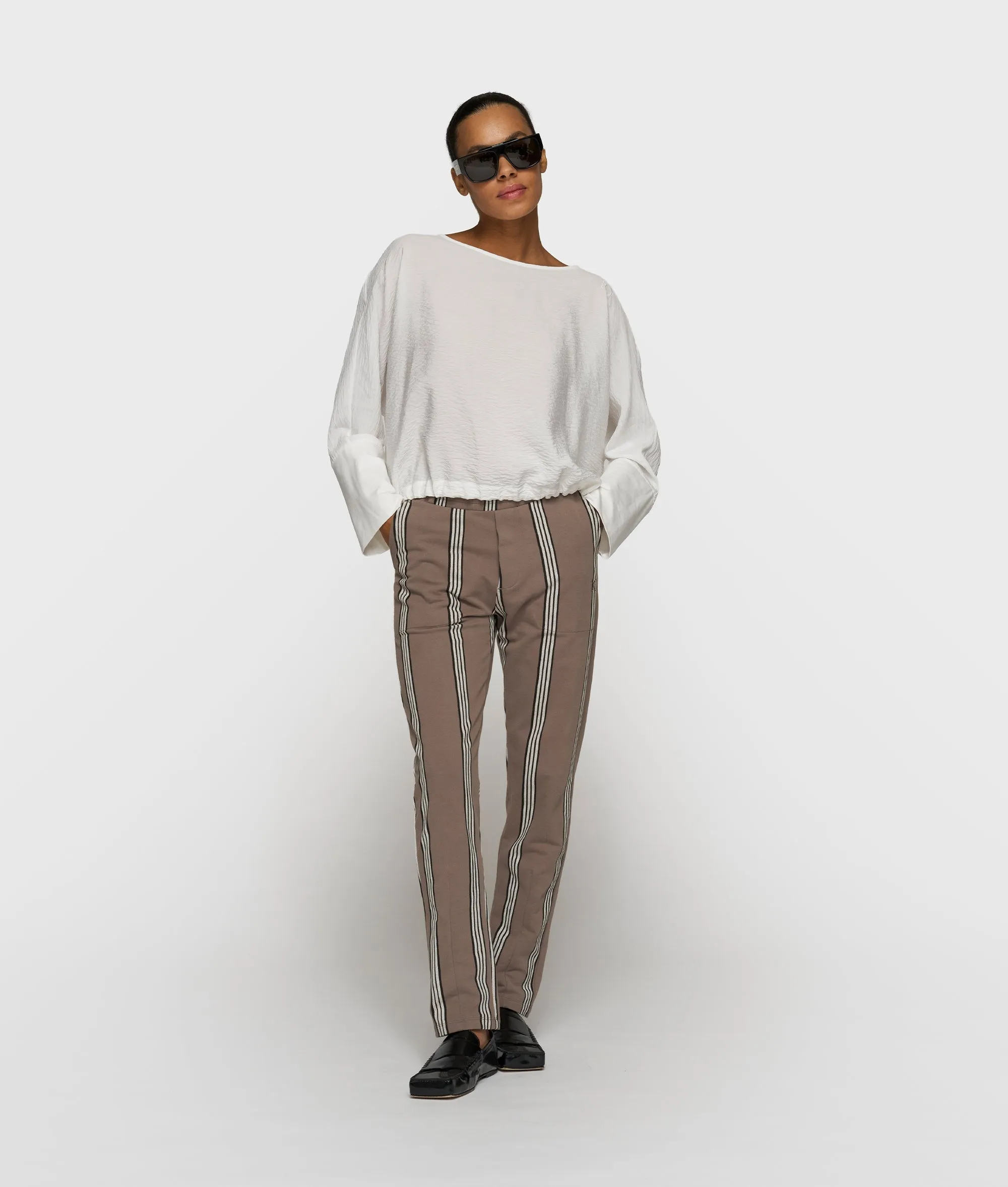 batwing top | ecru sold by 10days product image thumbnail 3