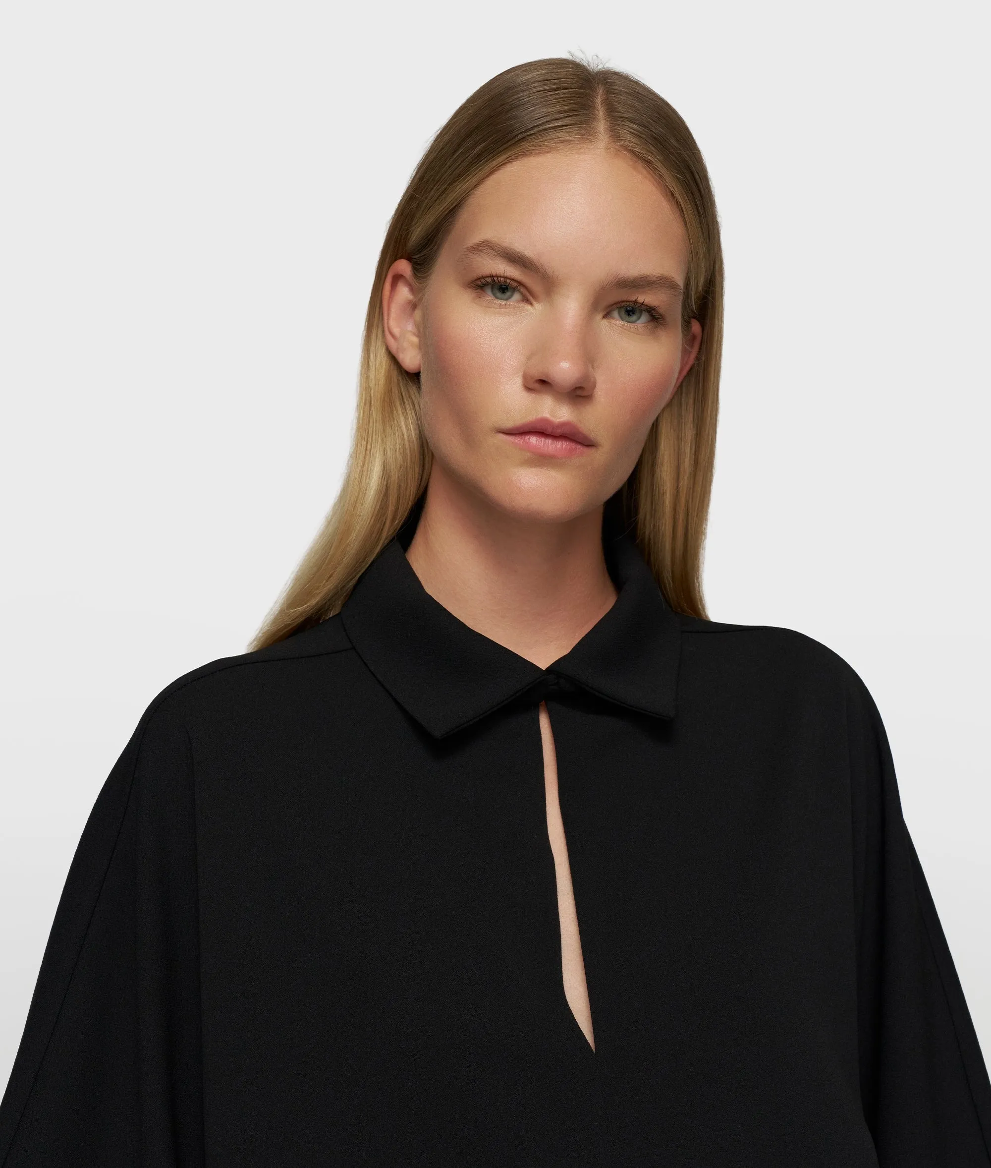 The two-way Formal Top | black sold by 10days product image thumbnail 5