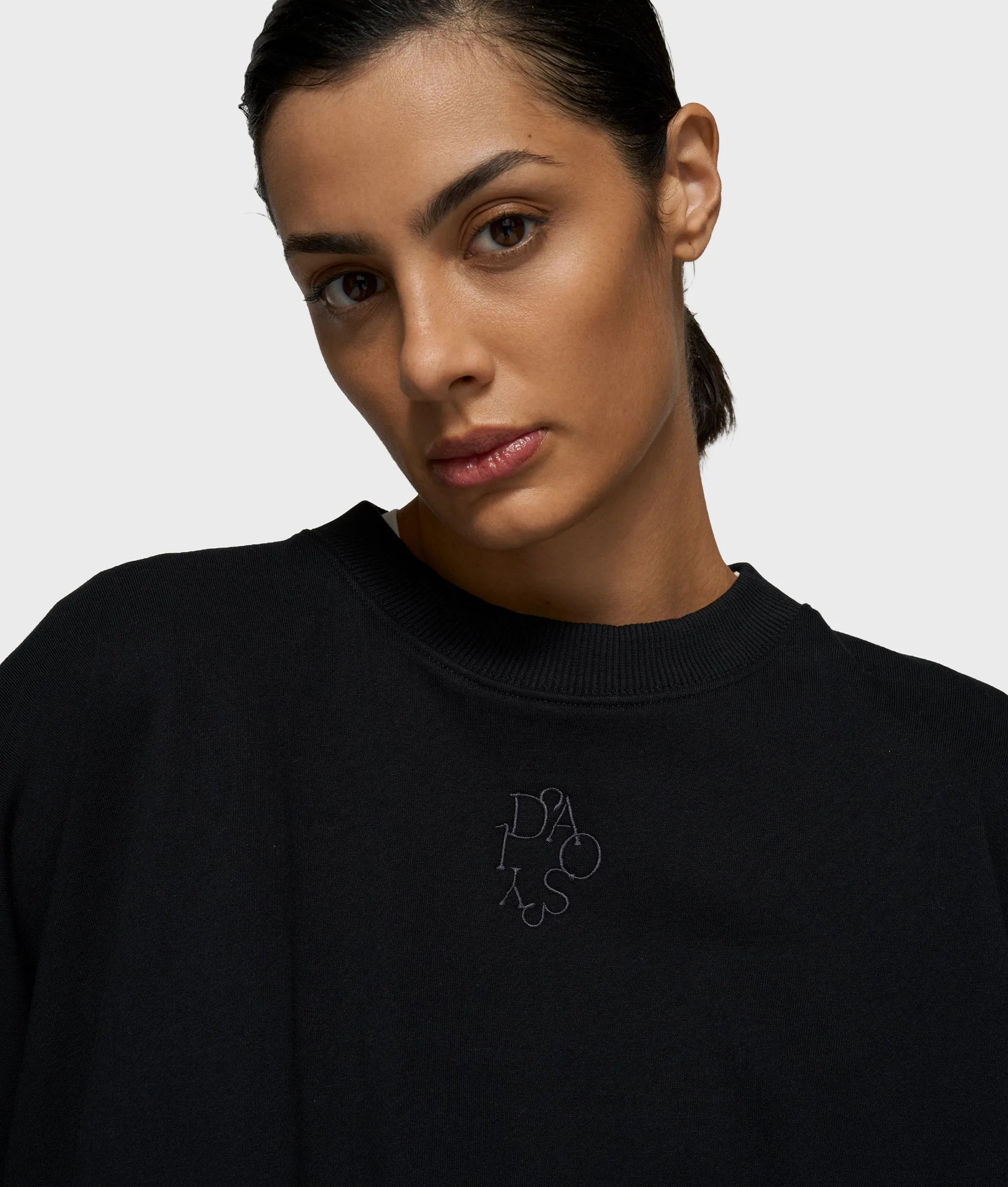 sweater pleat | black sold by 10days product image thumbnail 5