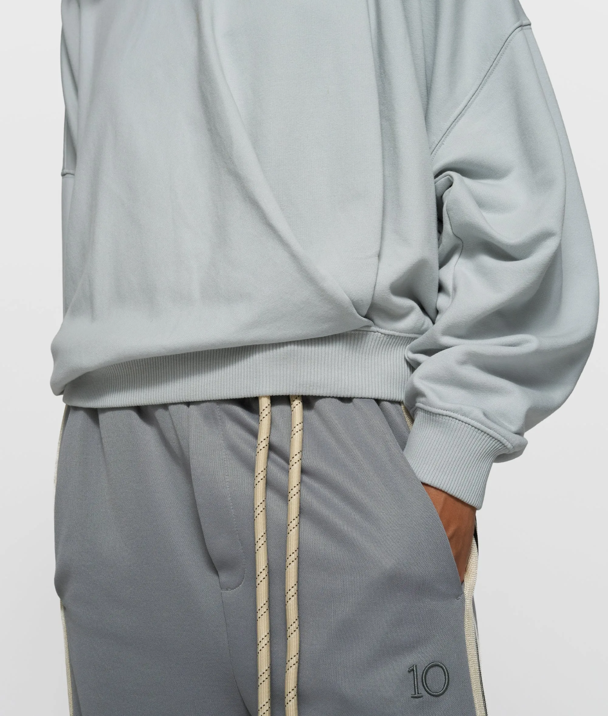 sweater pleat | clean blue sold by 10days product image thumbnail 2