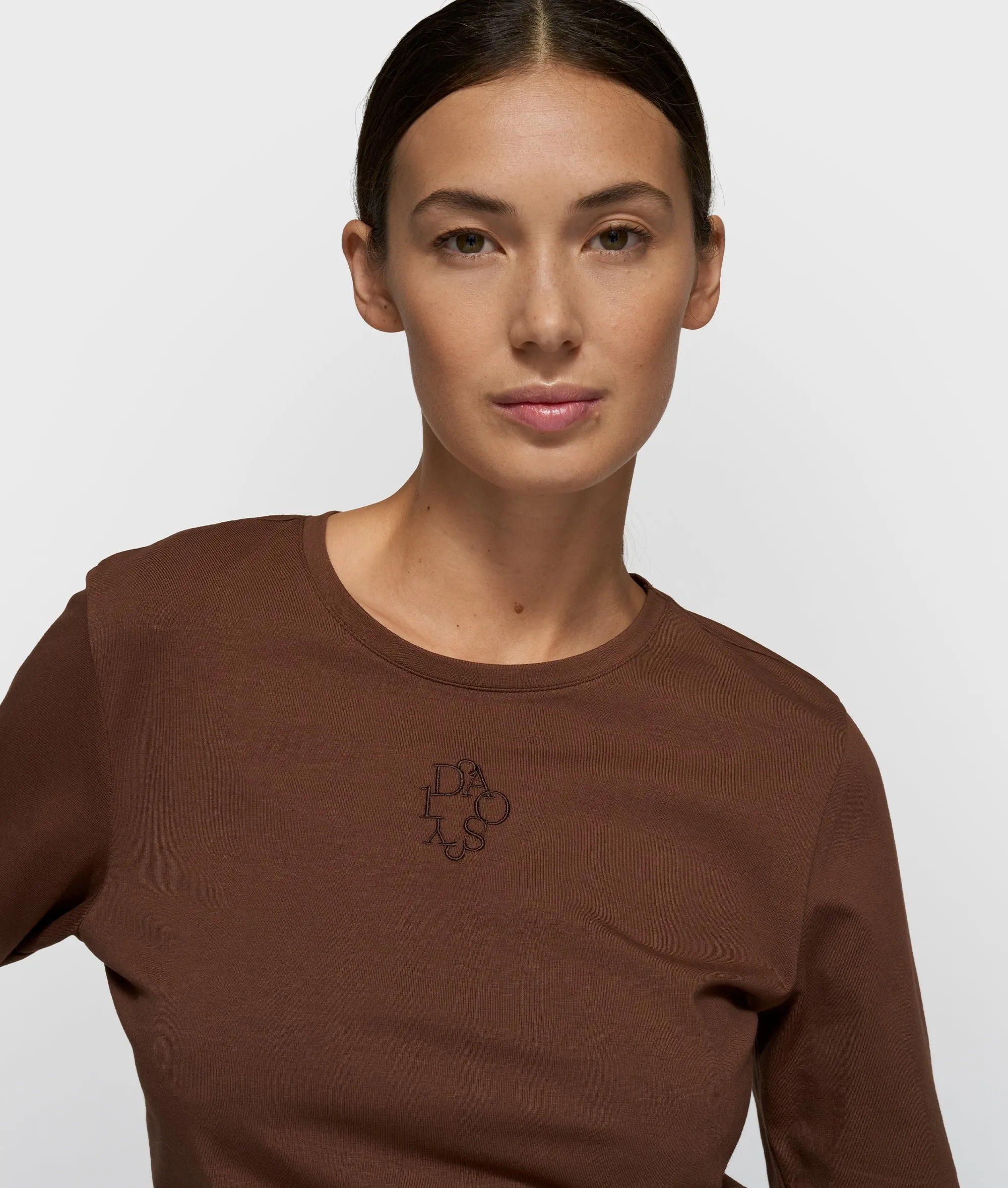slim long sleeve tee | dark truffle sold by 10days product image thumbnail 2