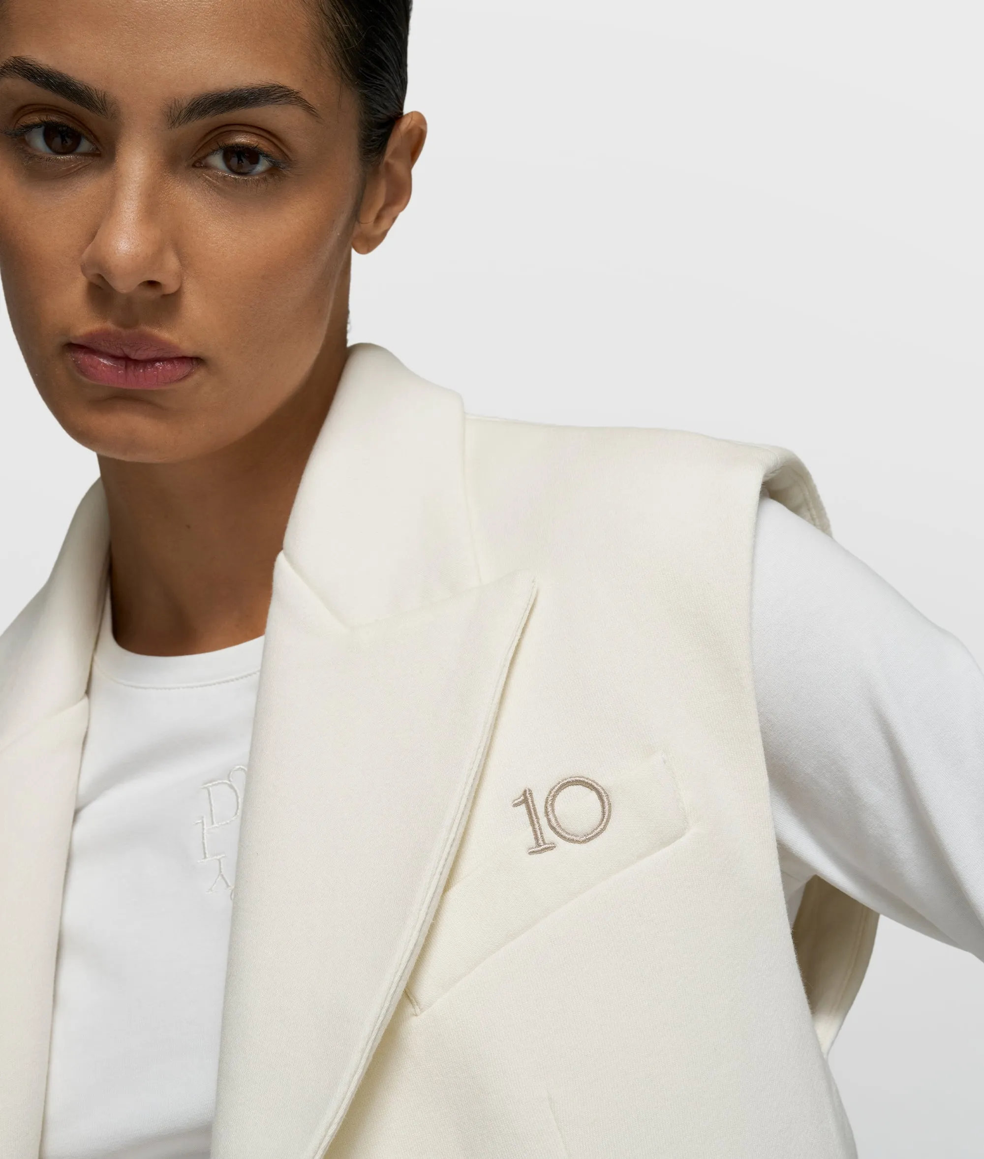sleeveless blazer | pearl sold by 10days product image thumbnail 2