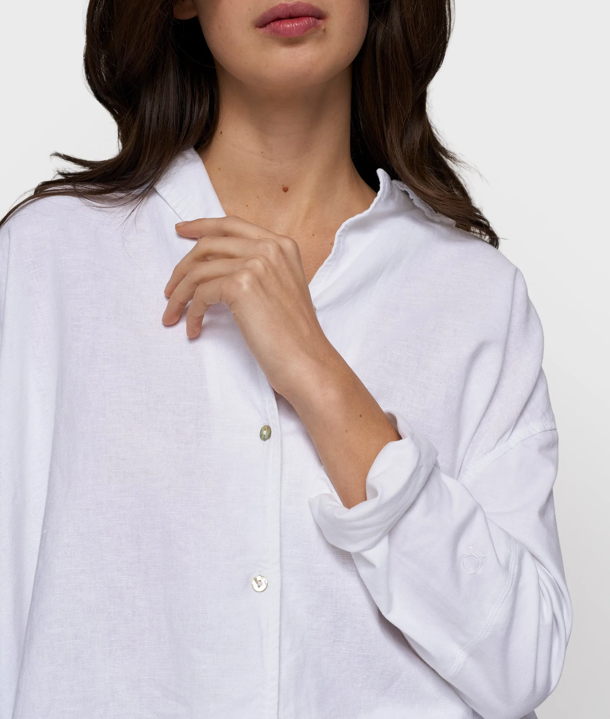 cotton linen blouse | white sold by 10days product image thumbnail 2
