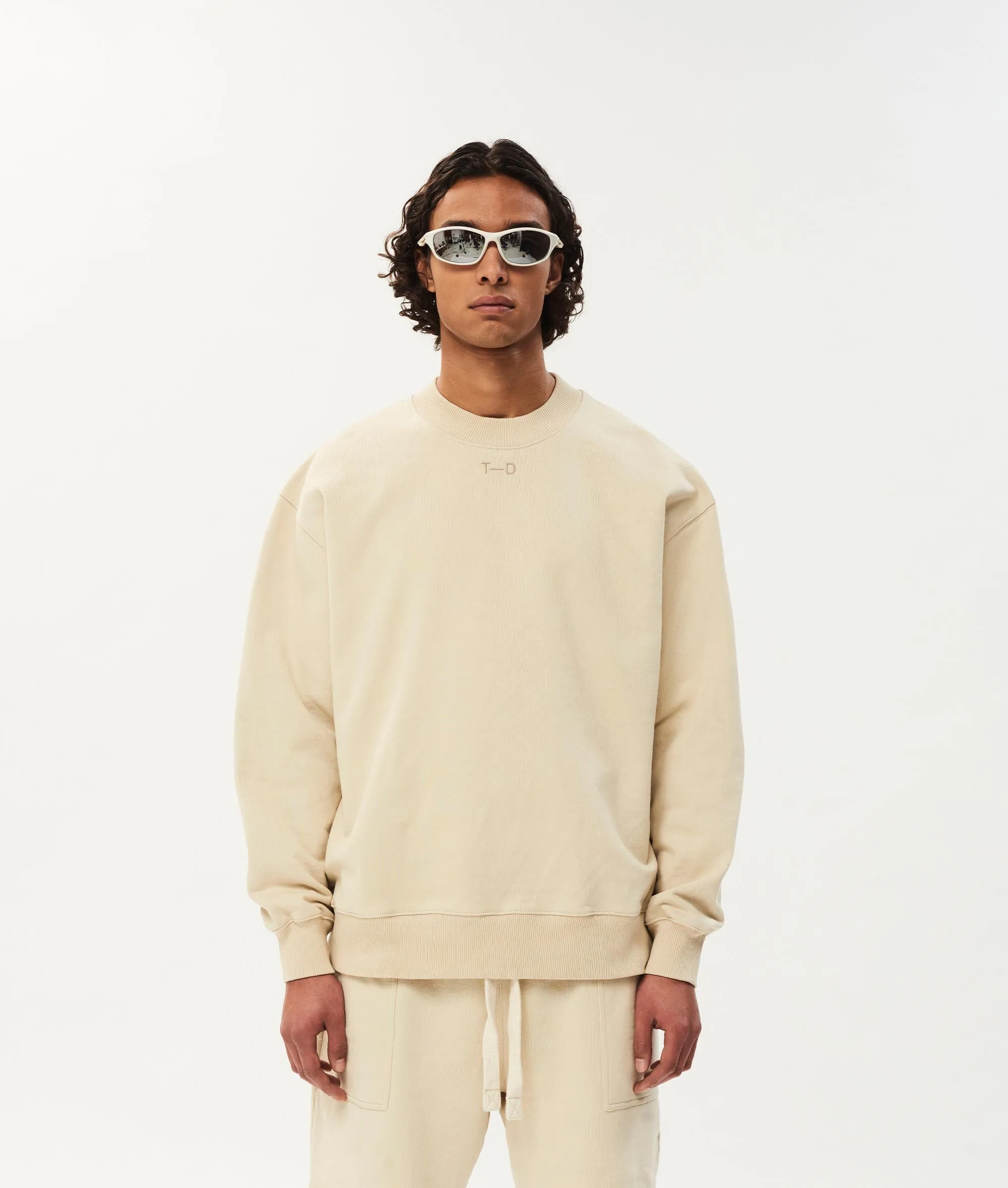 Levi fleece sweater | oat sold by 10days