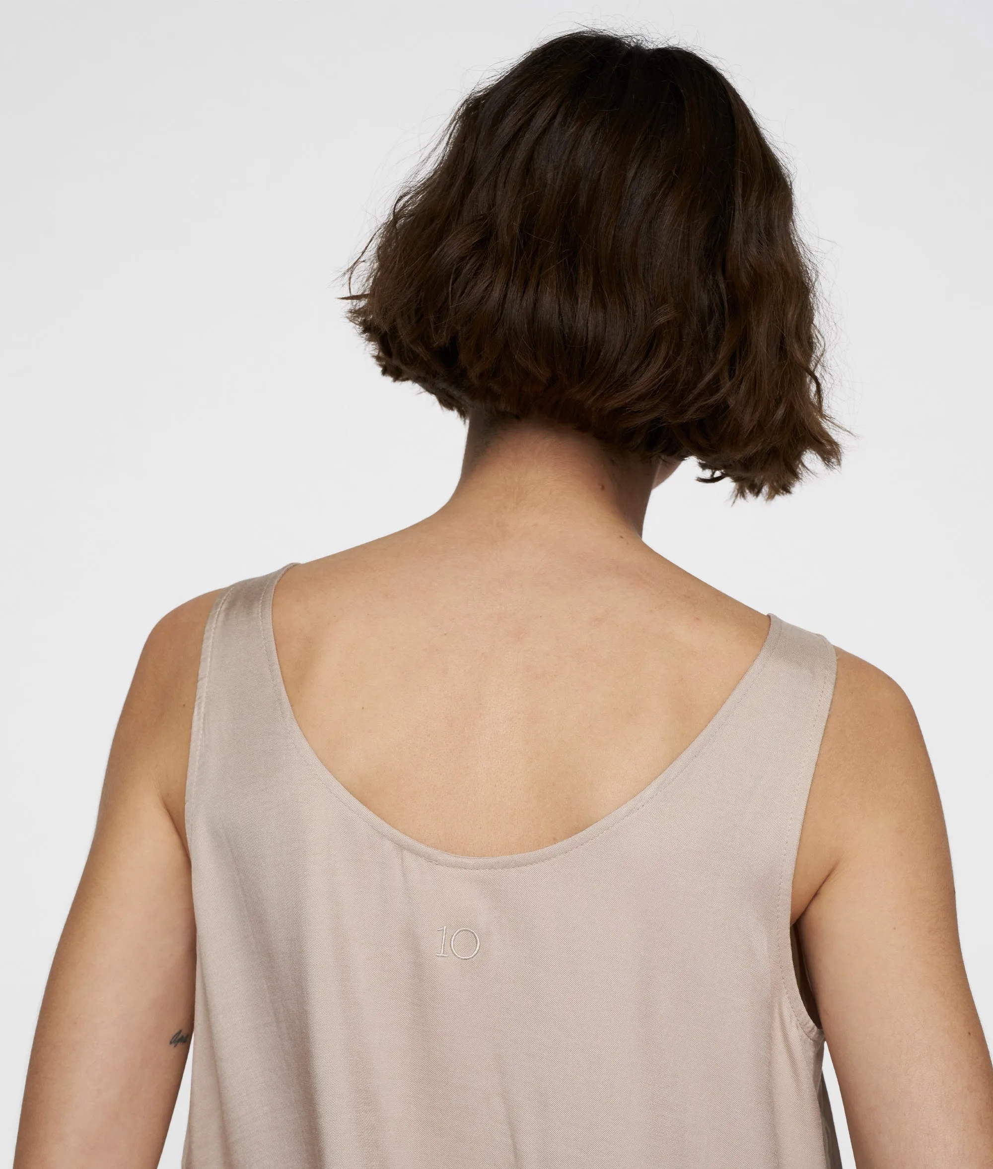 shiny tank top | rope sold by 10days product image thumbnail 5