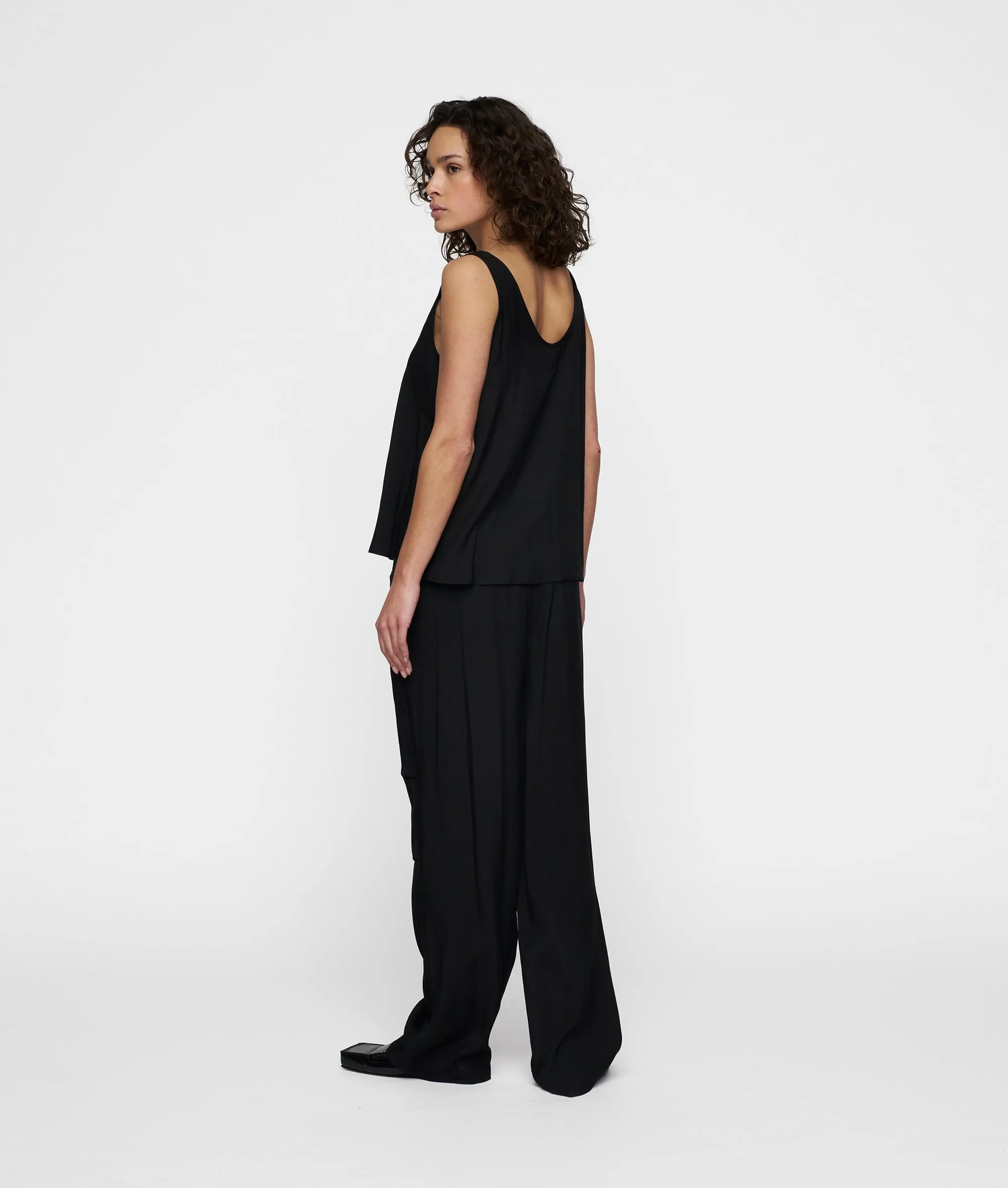 shiny tank top | black sold by 10days product image thumbnail 4
