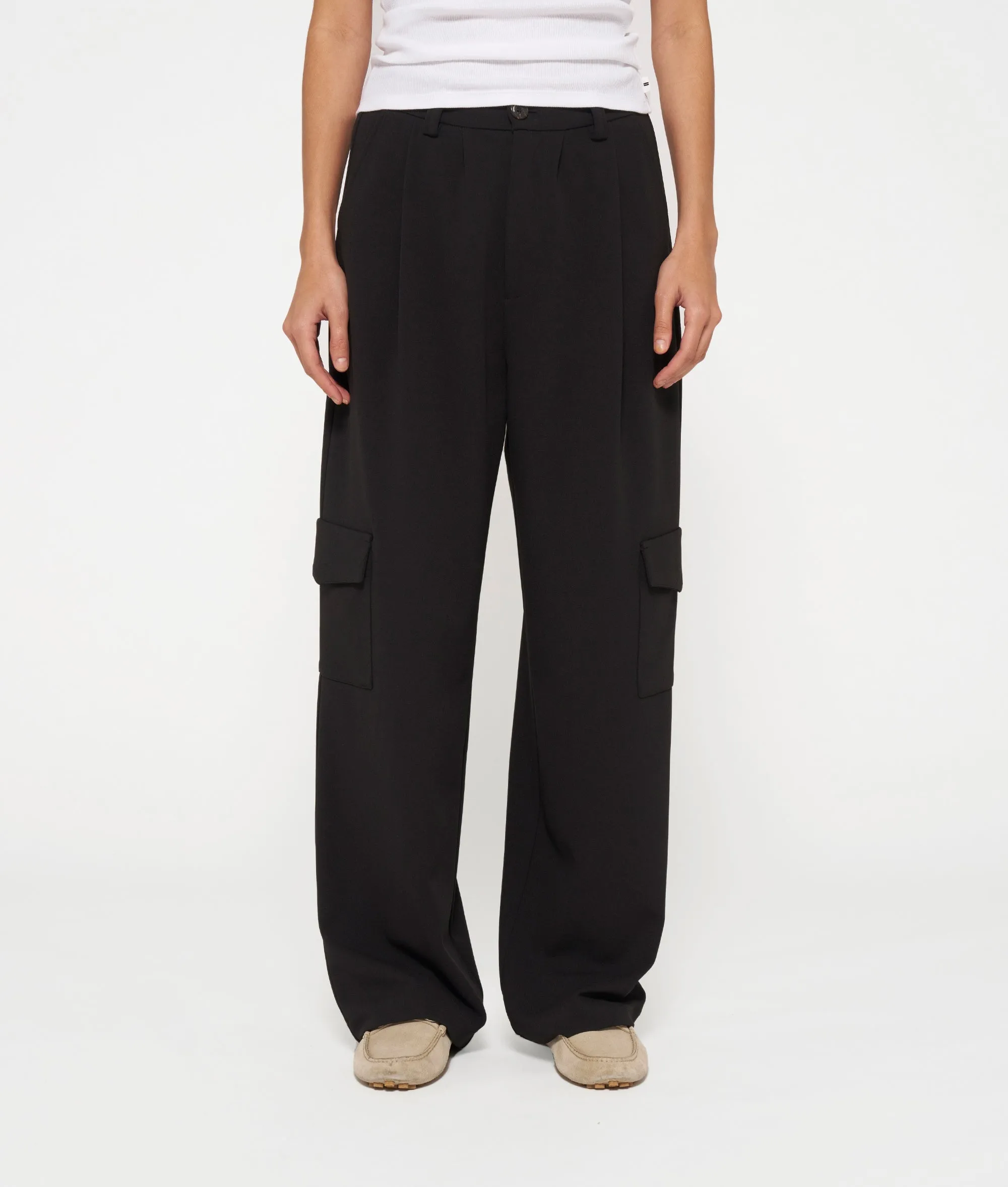 cargo pants crepe | black sold by 10days product image thumbnail 2