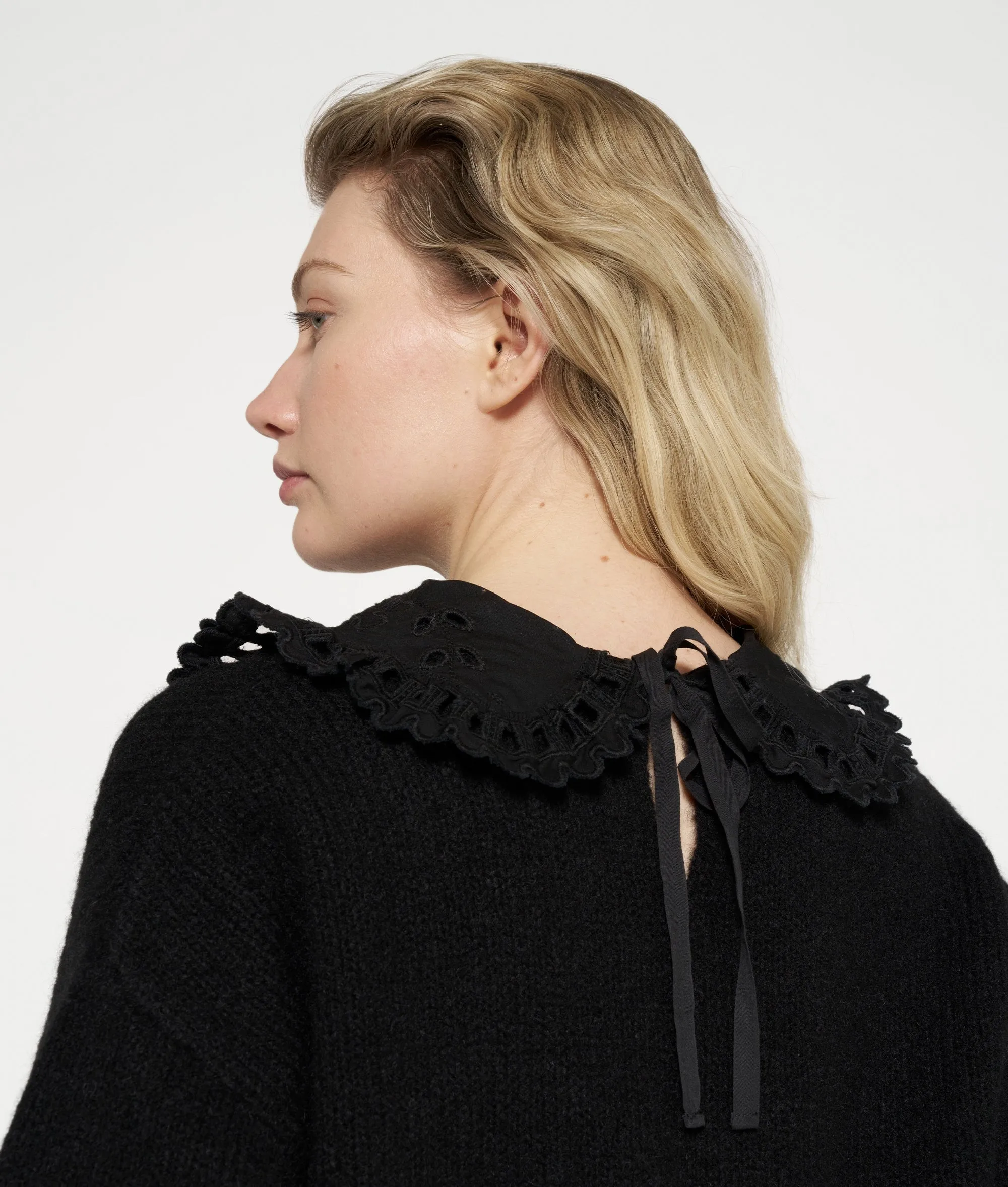 short sleeve ruffle knit sweater | black sold by 10days product image thumbnail 5