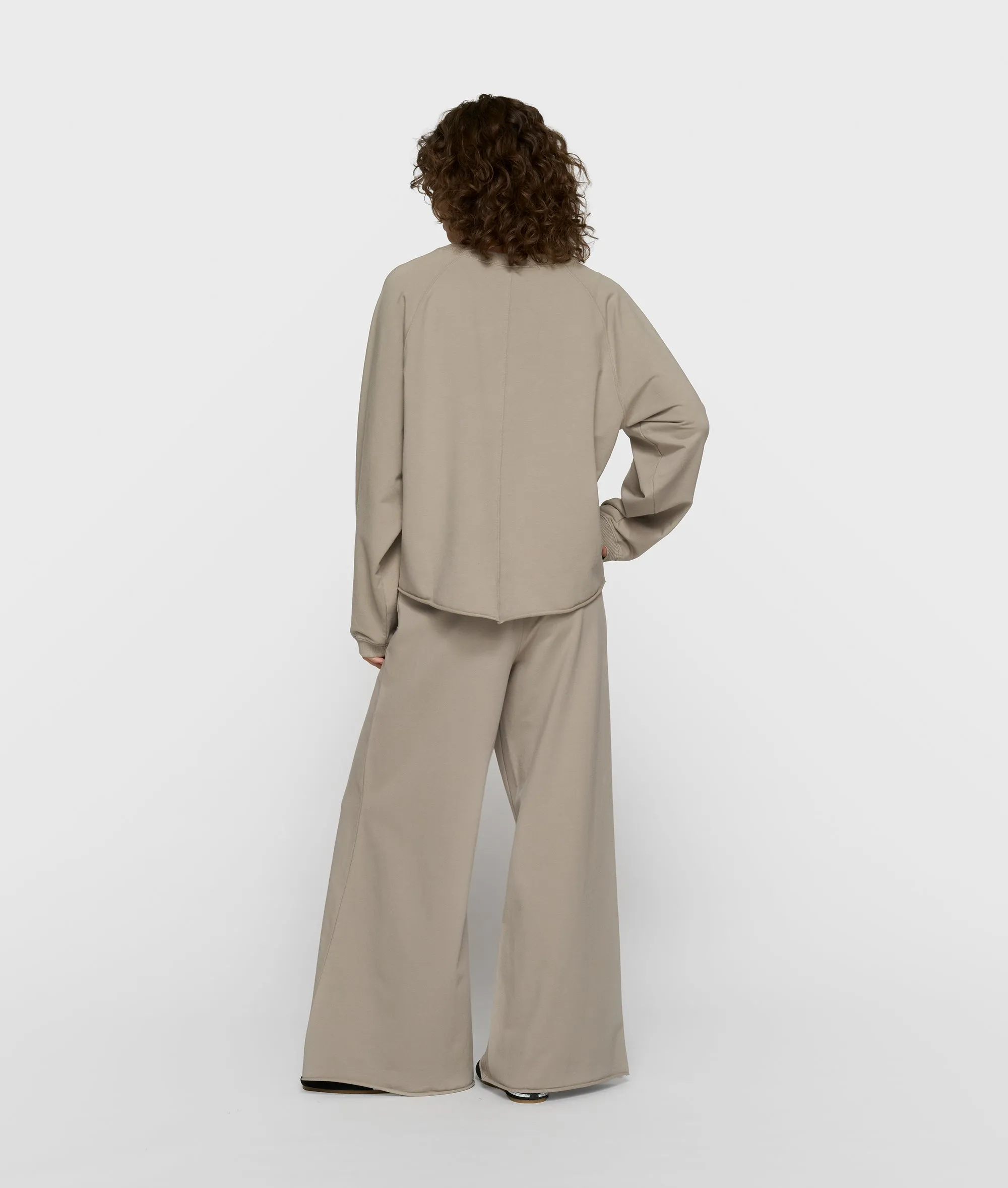silent chique raglan sweater | fog sold by 10days product image thumbnail 4