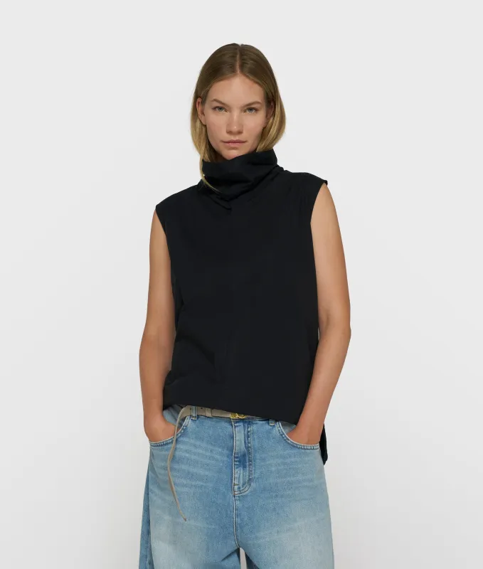 drape top fleece | black made by 10days