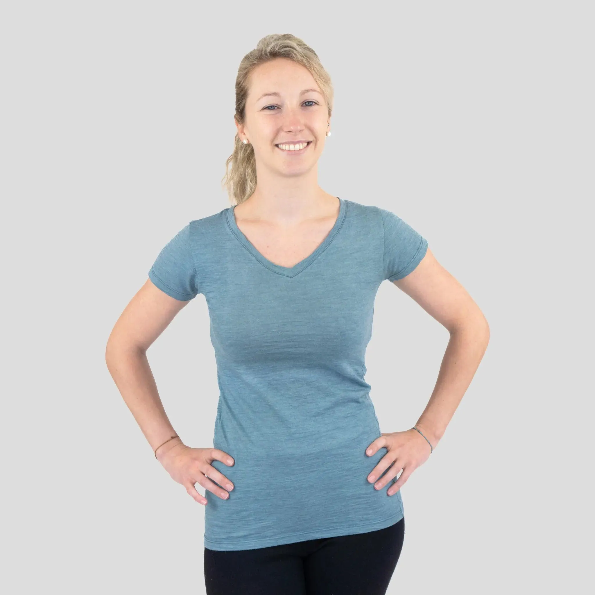 Women's Alpaca Wool T-Shirt: 160 Ultralight V-Neck sold by Arms of Andes product image thumbnail 3