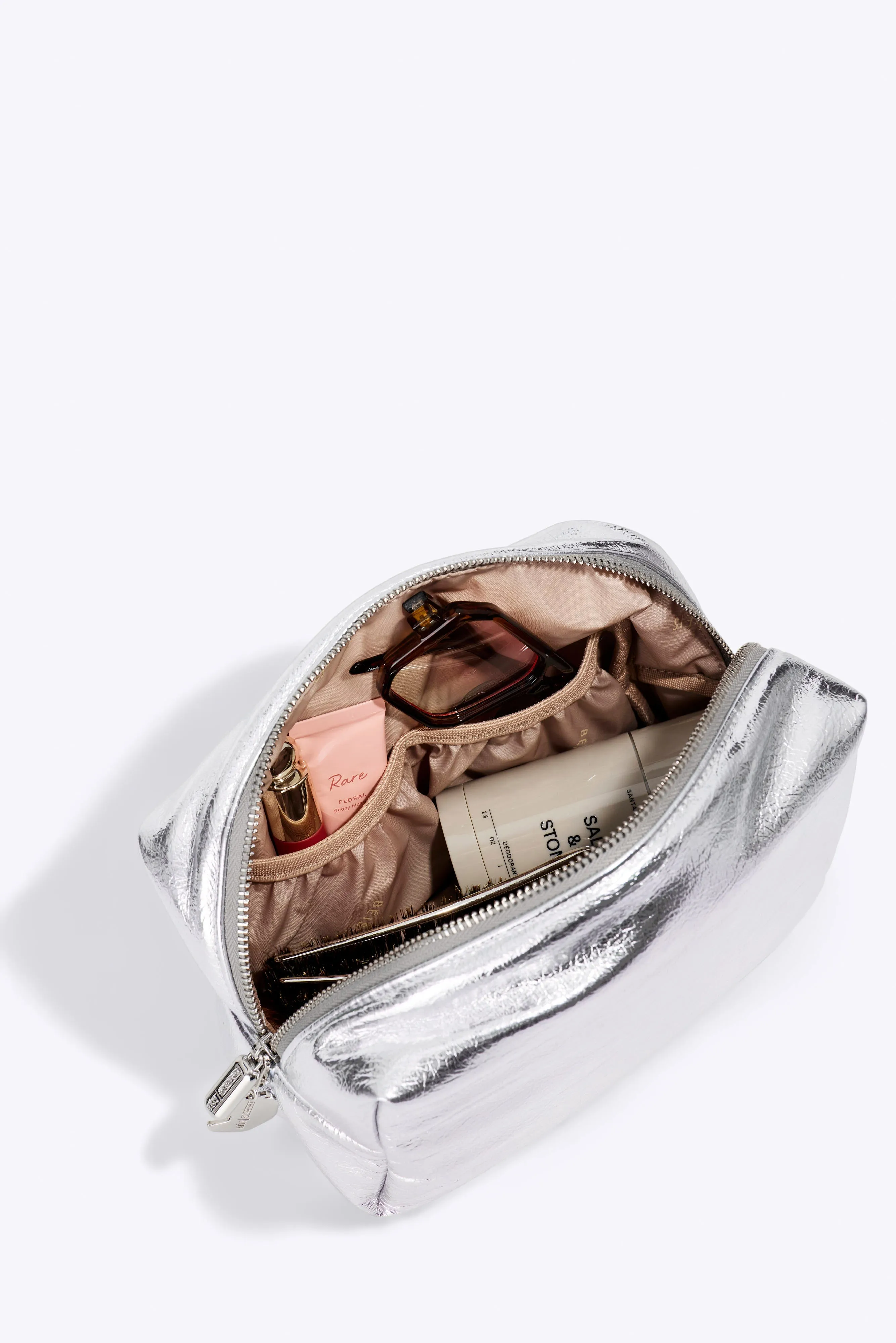 BÉIS x Chipotle The Burrito Pouch Set in Foil sold by Beis product image thumbnail 4
