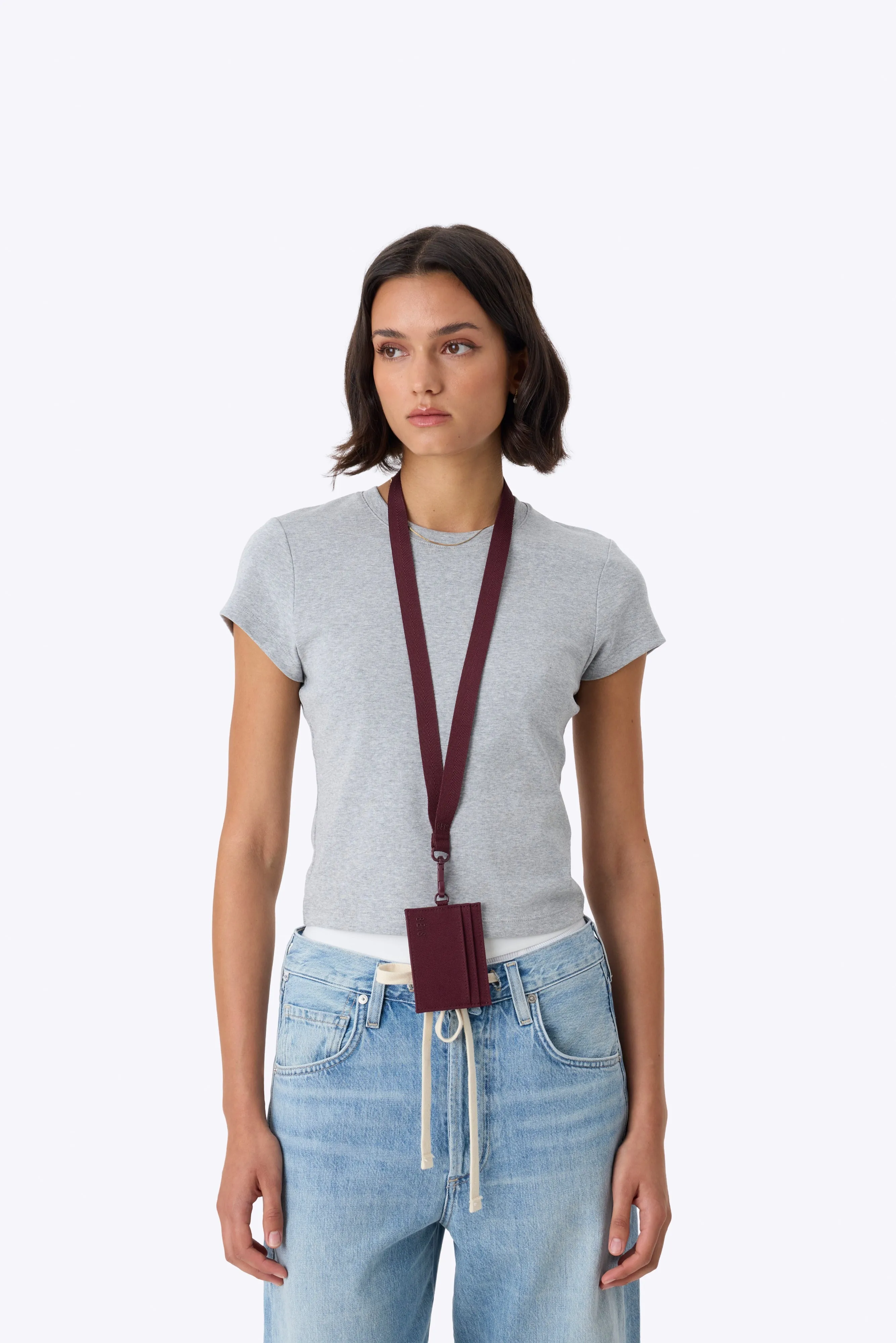 The ID Card Holder in Burgundy sold by Beis product image thumbnail 3
