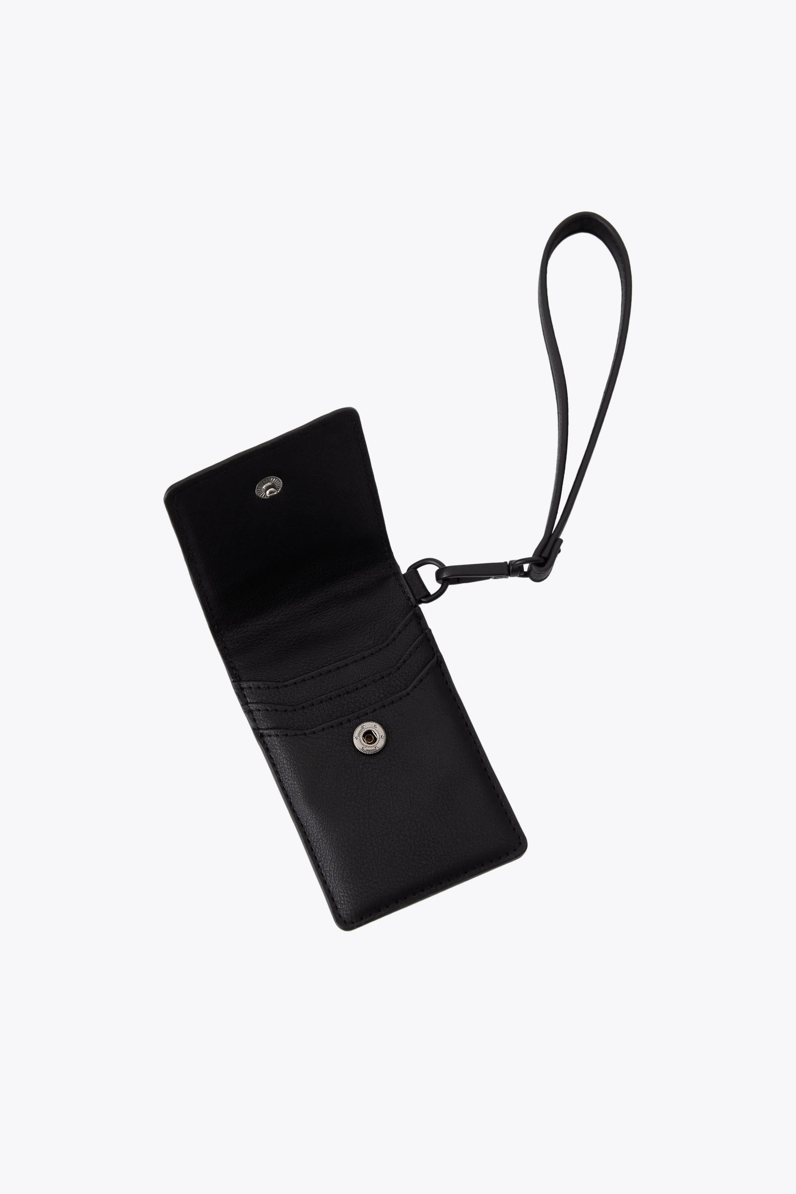 The ID Wristlet in Black sold by Beis product image thumbnail 3