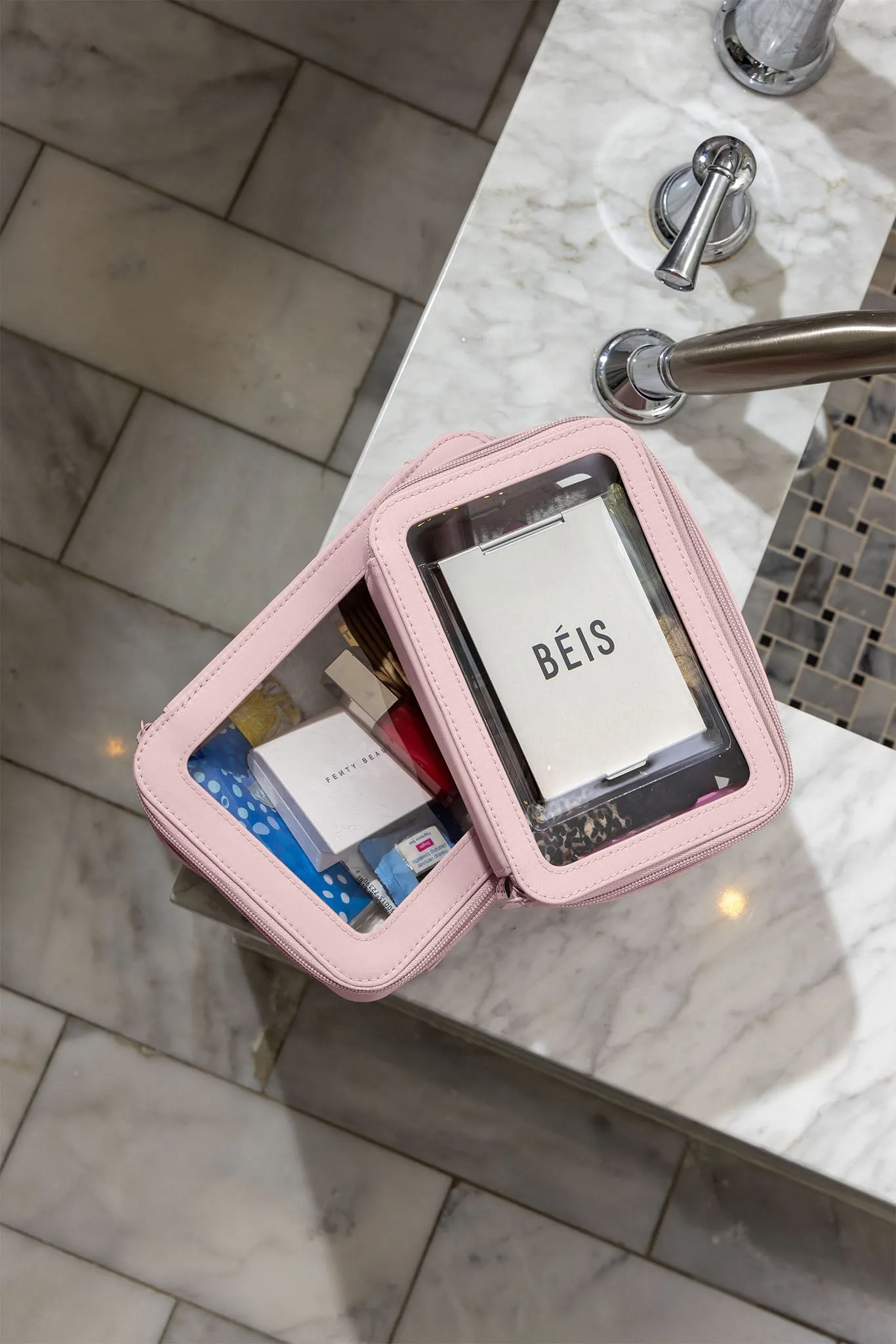 The In Flight Cosmetic Set in Atlas Pink sold by Beis product image thumbnail 2