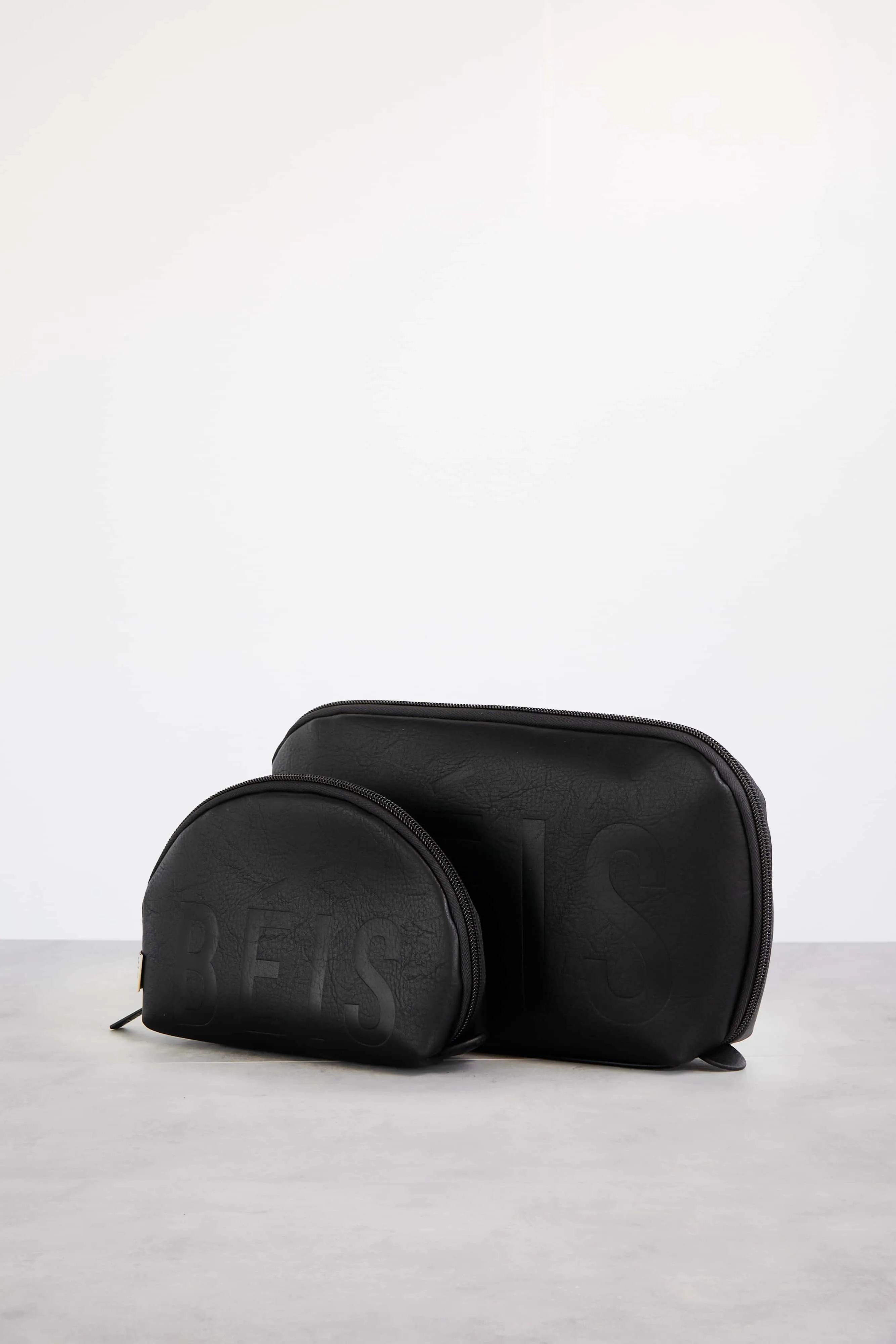 The Cosmetic Pouch Set in Black sold by Beis product image thumbnail 3
