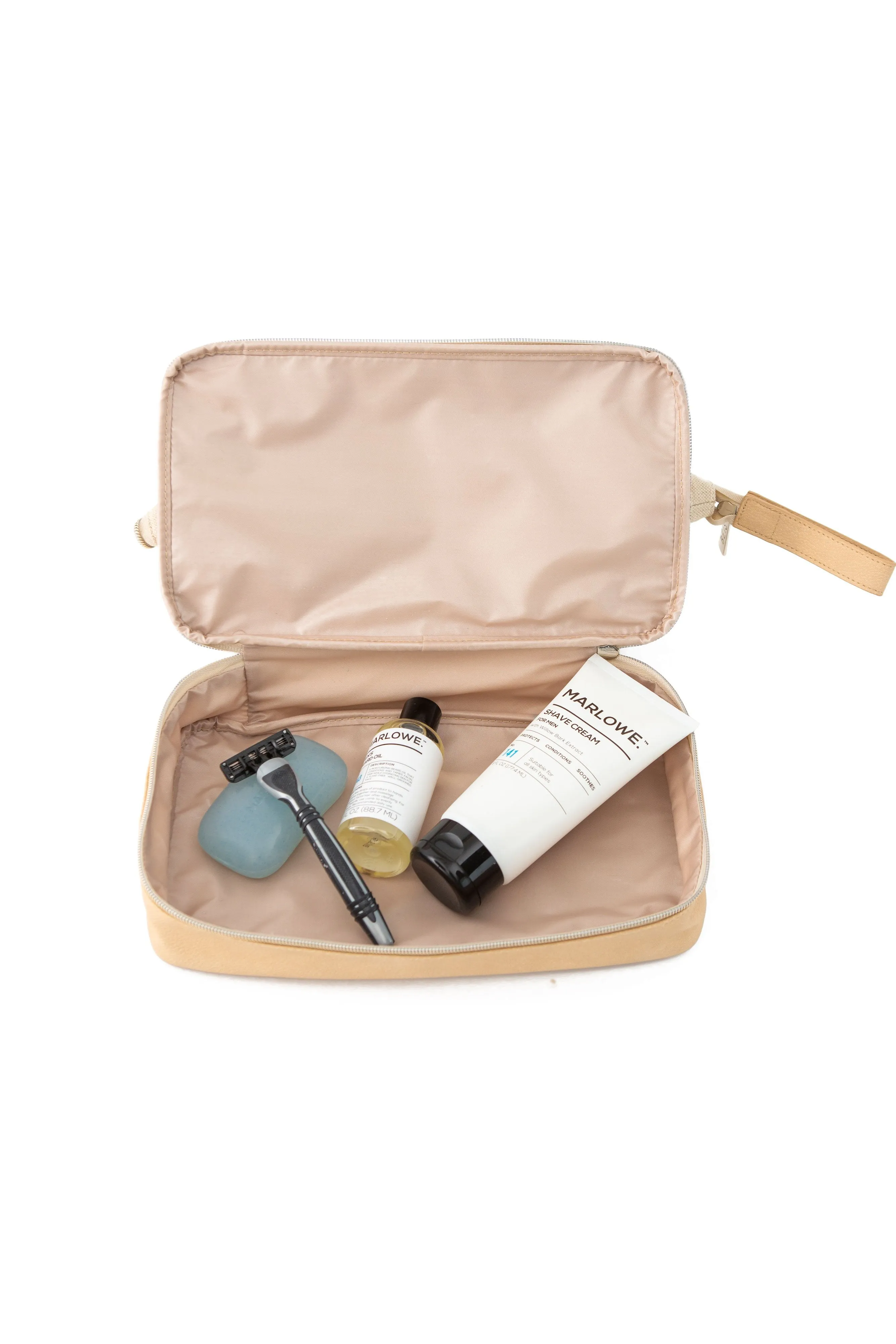 The Dopp Kit in Beige sold by Beis product image thumbnail 4